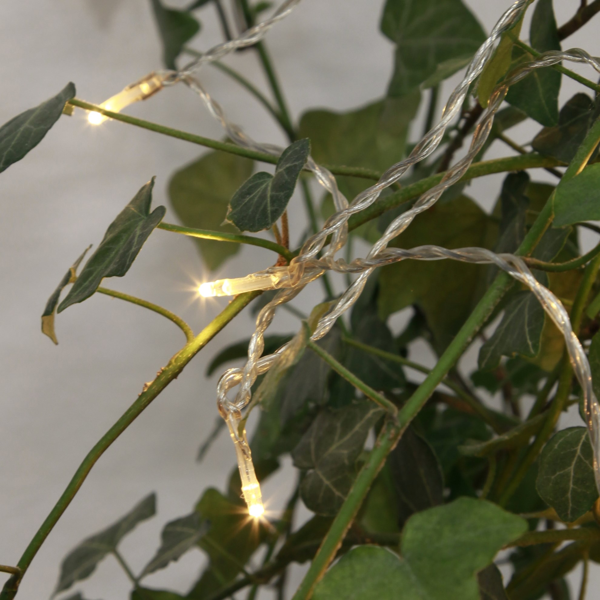 Světelná girlanda 15x LED světel_0