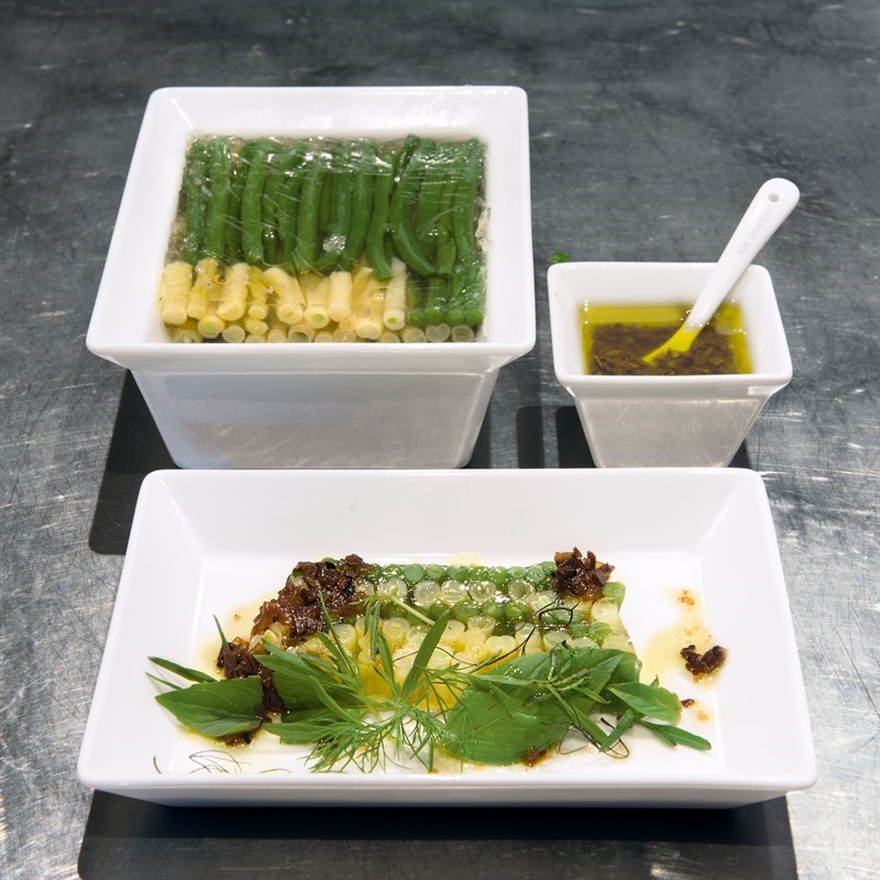 Talíř 250°C 18x13,5 cm_0