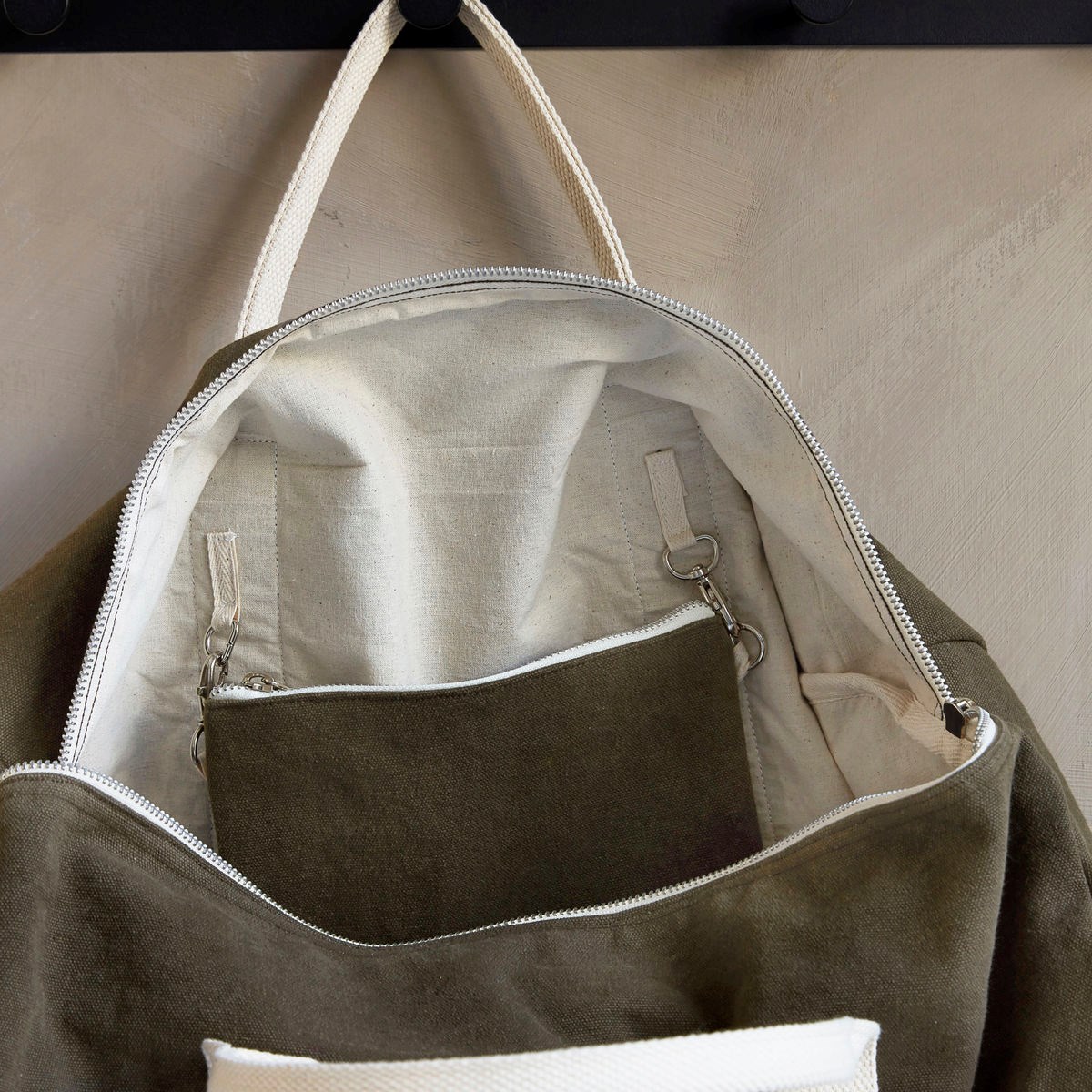 Sportovní taška 50x27x27cm khaki_1