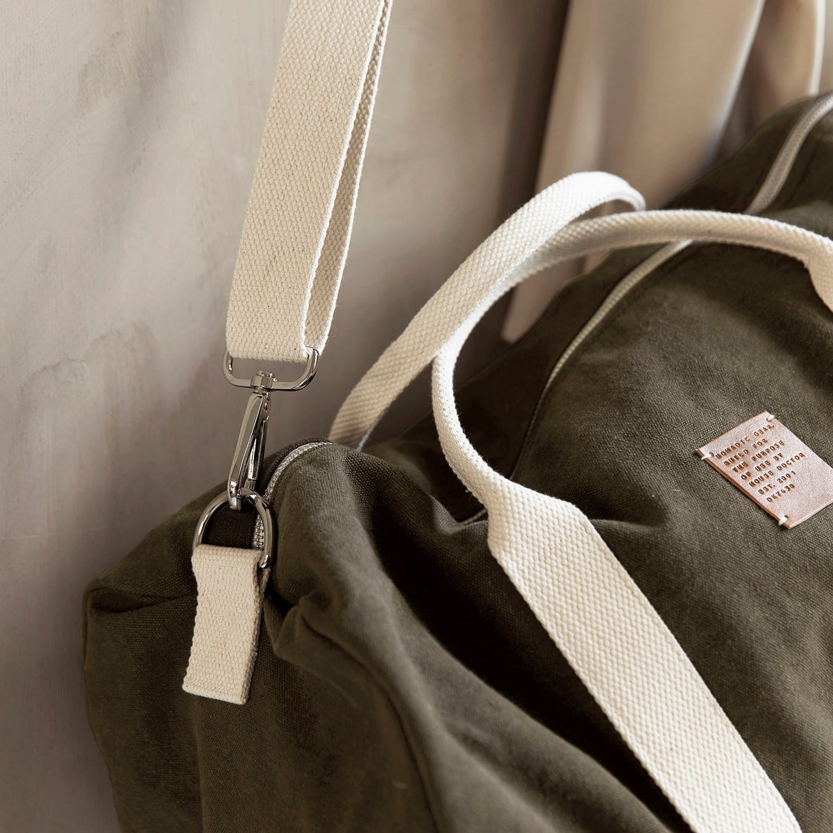 Sportovní taška 50x27x27cm khaki_2