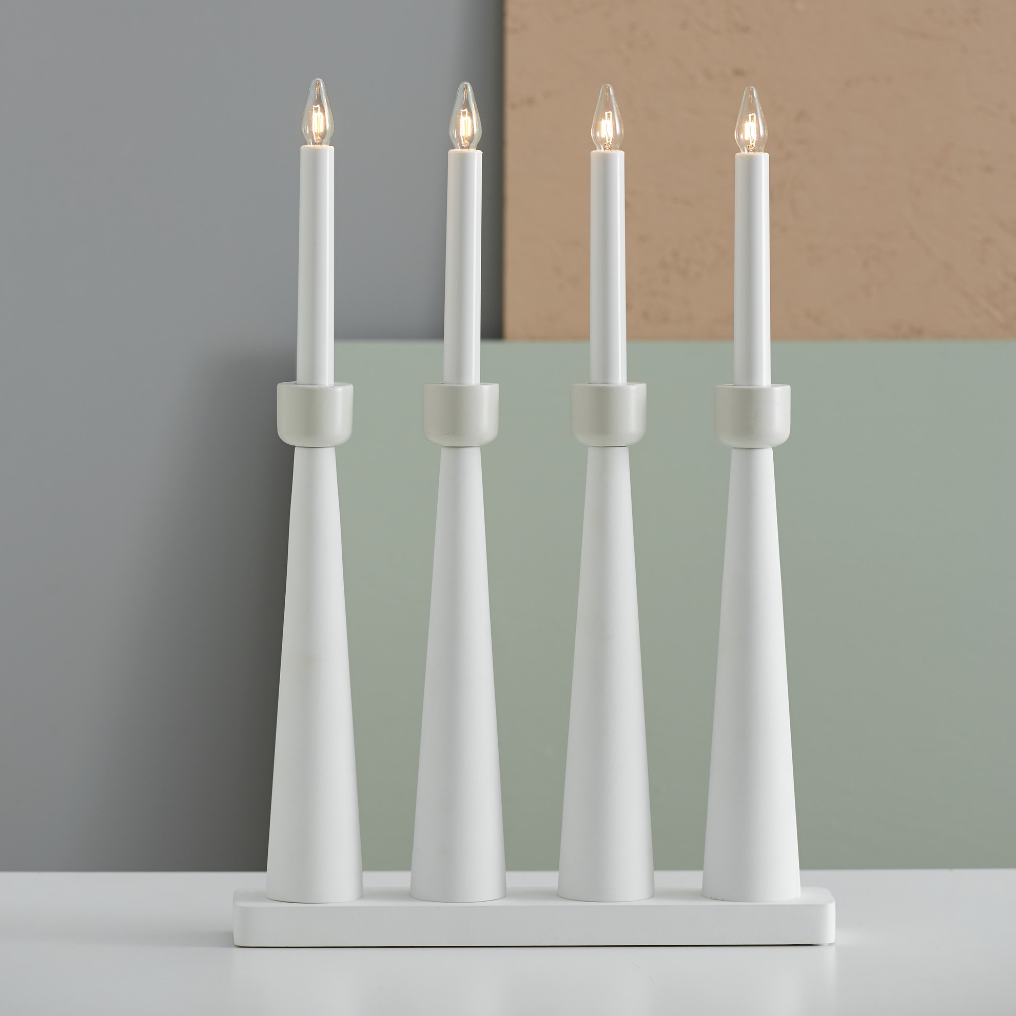 Okenní svícen PAINT 4 žárovky bílý_0