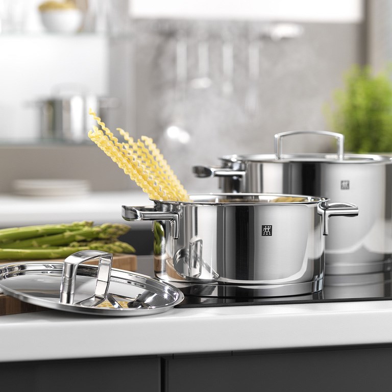 Hrnec s poklicí 24 cm PASSION 6l_3