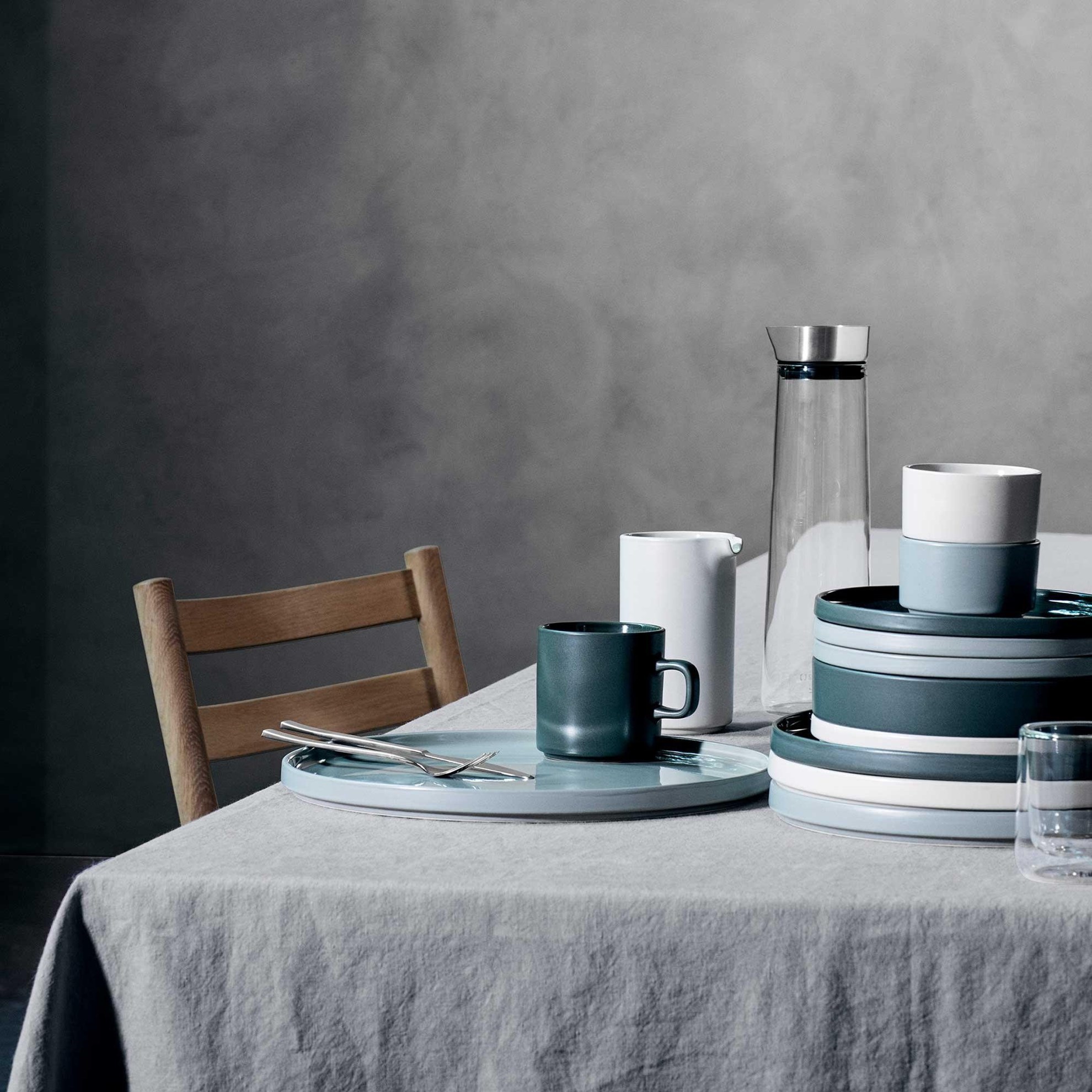 Obrázok z Dezertný tanier PILAR sivý 20cm