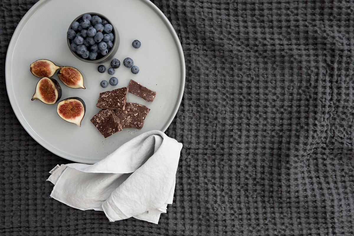 Obrázok z Dezertný tanier PILAR sivý 20cm