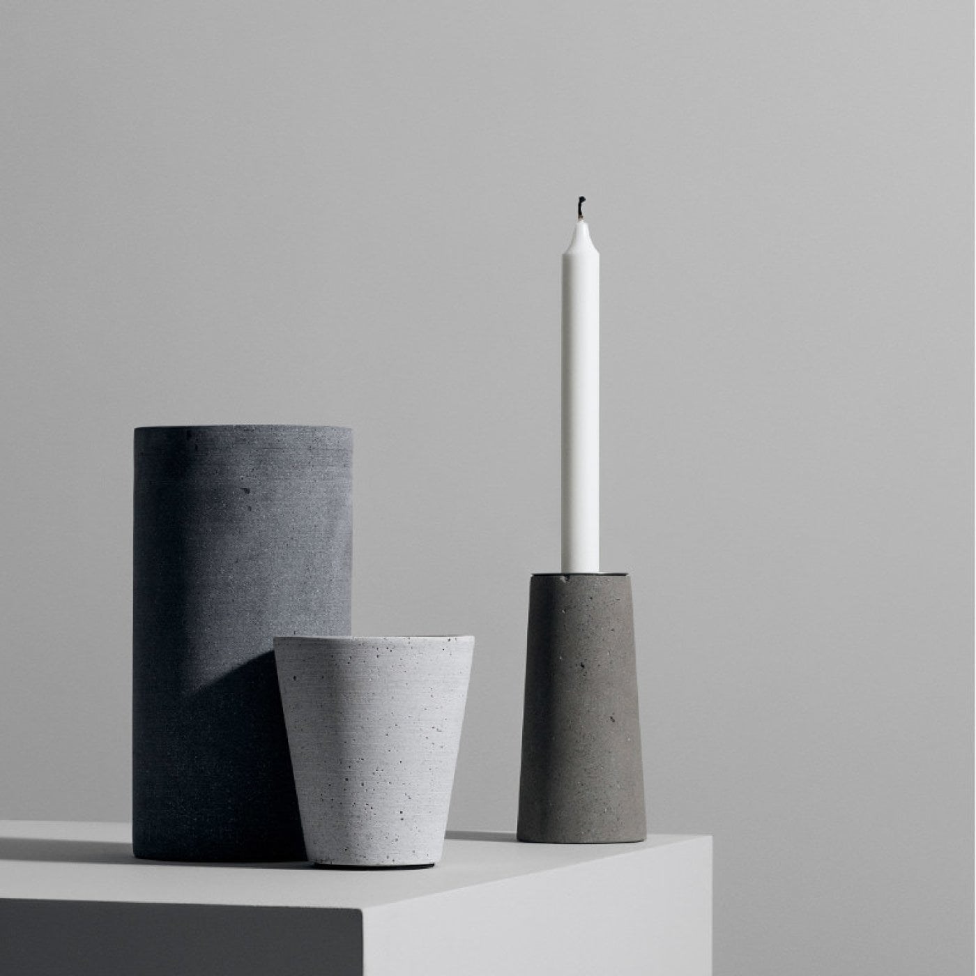 Obrázok z Váza COLUNA 20 cm svetlo šedá