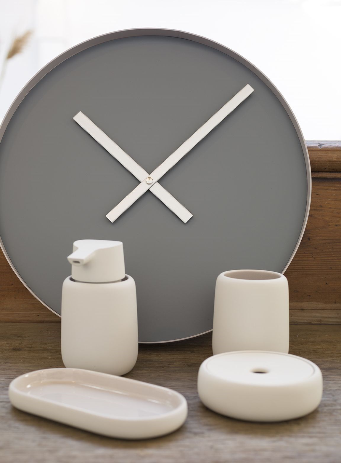 Obrázok z Nástenné hodiny RIM veľké svetlo hnedé