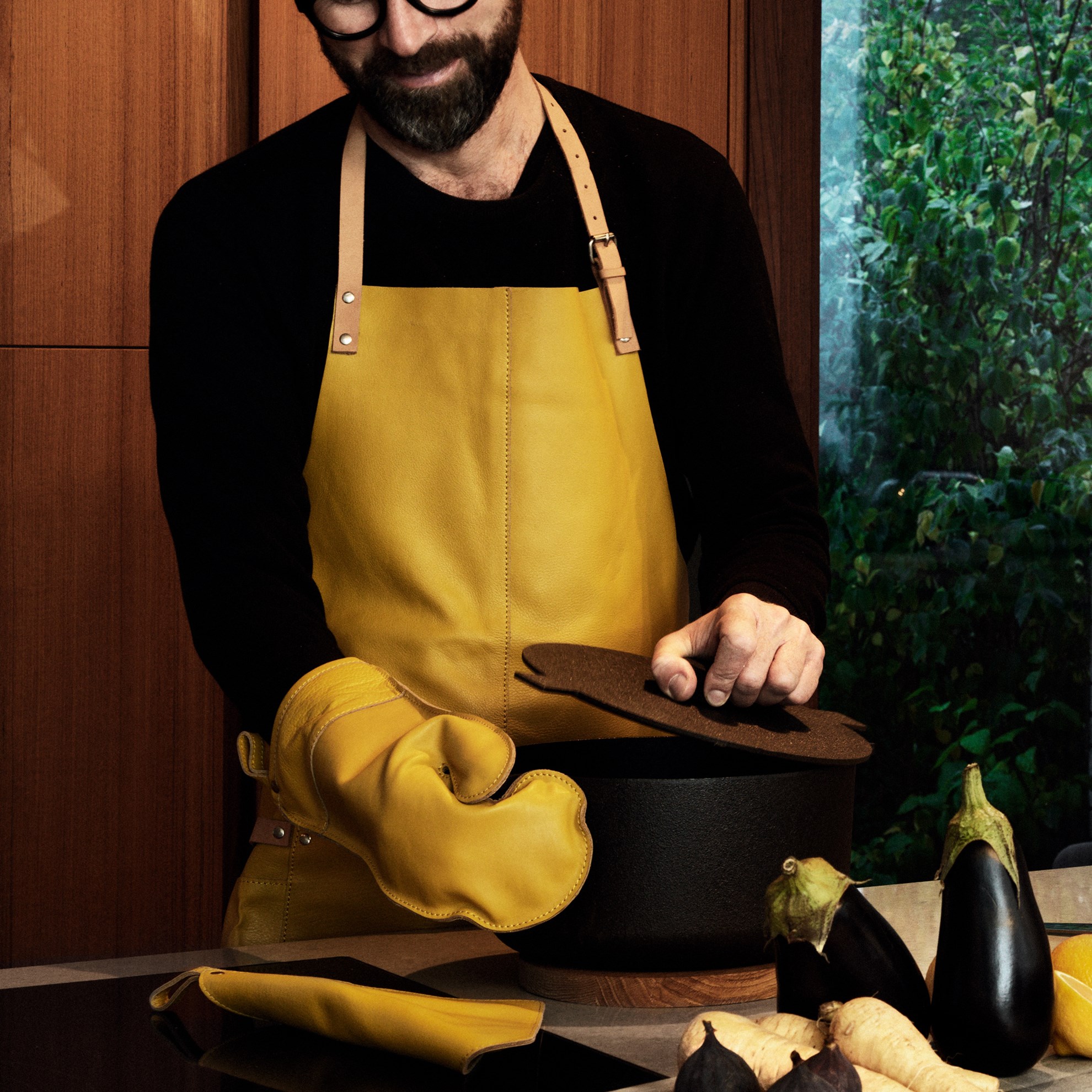 Kožená zástěra 70x90 FUEGO žlutá_0