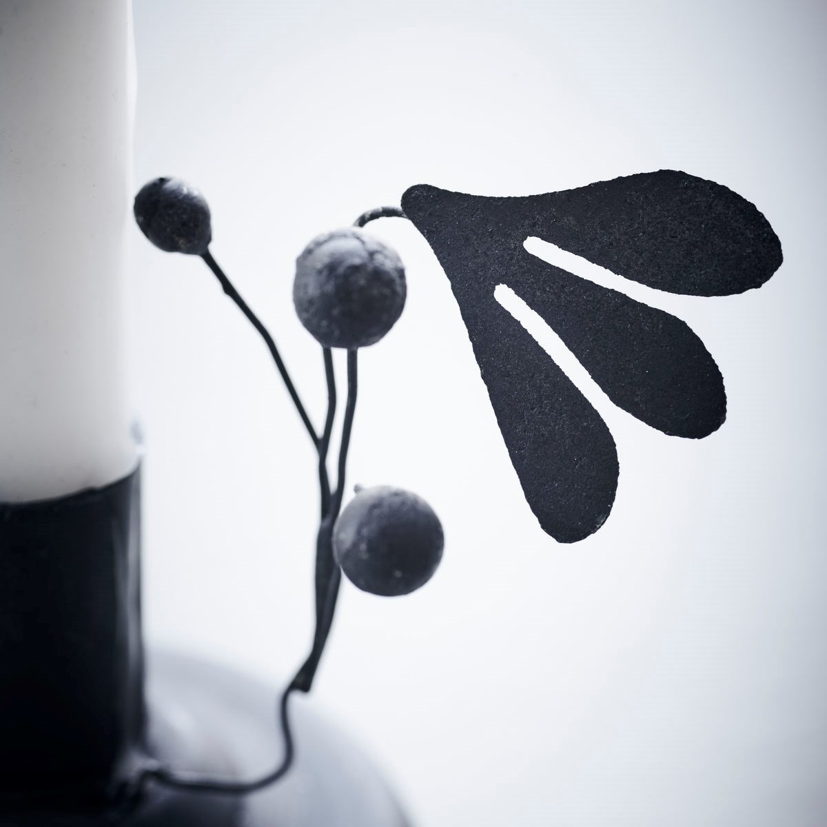 Kovový svícen se jmelím MISTLETOE antický hnědý_2