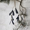 Dekorace jmelí s korálky MISTLETOE 15 cm černá_1