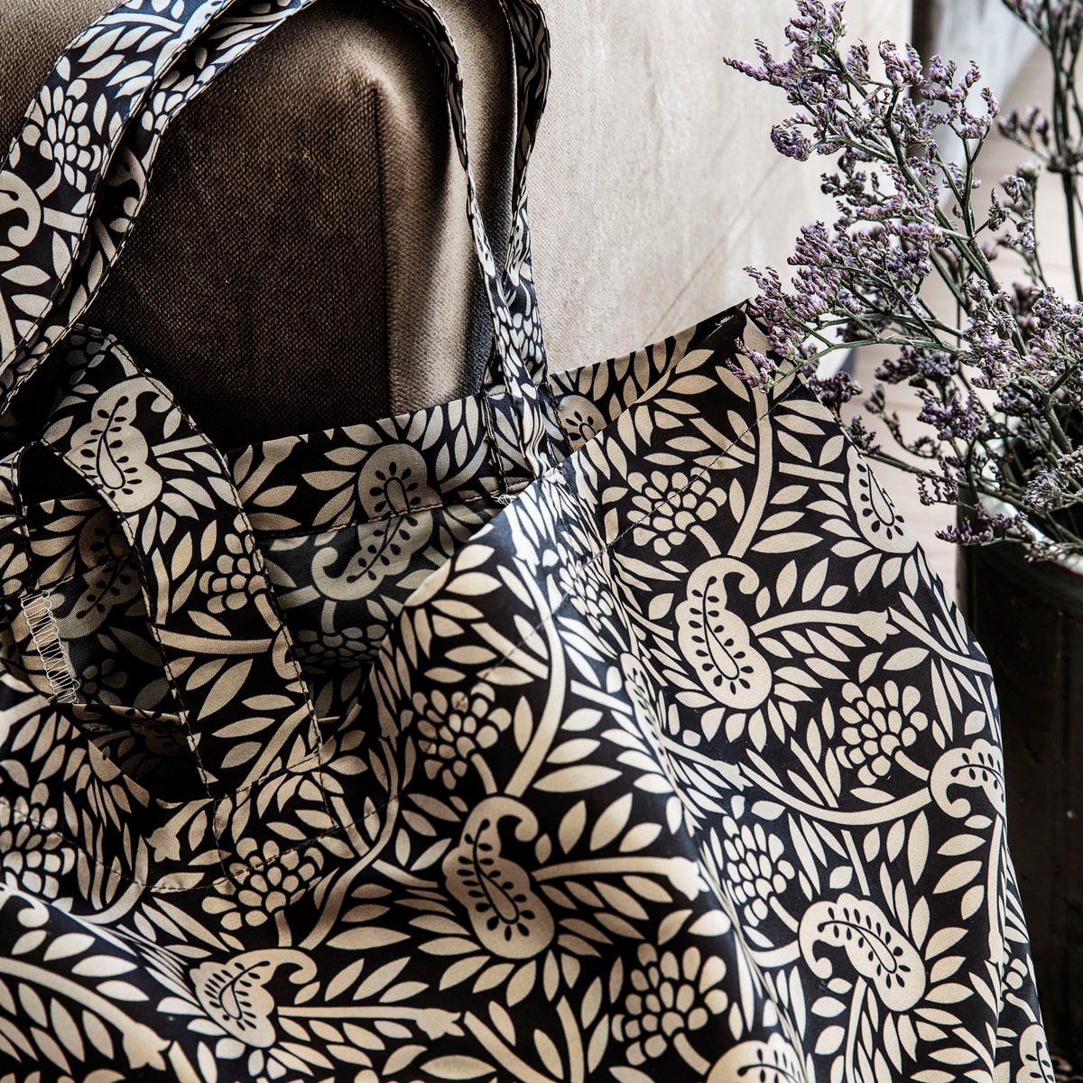 Taška INDIE černobéžová_1