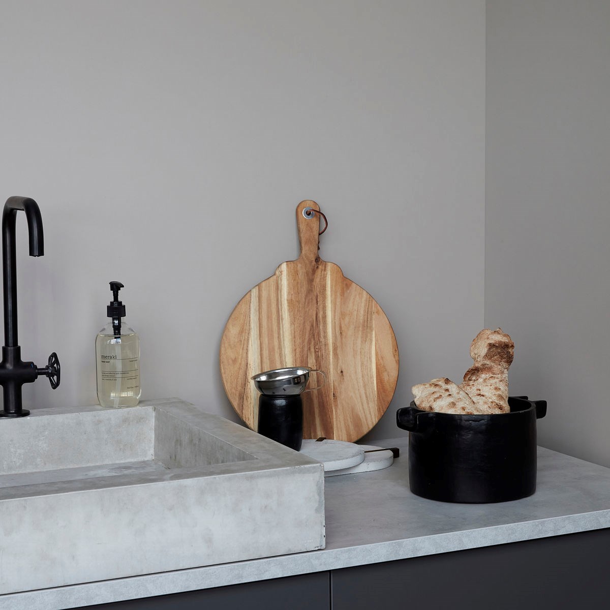 Podložka pod hrnec TRUVET 26x15 cm šedá_3