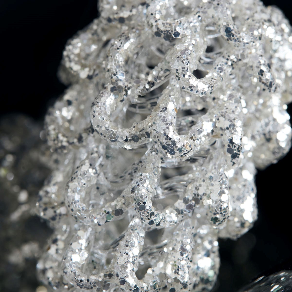 Vánoční ozdoba ve tvaru šišky CONE 9 cm SET/6ks stříbrná_2