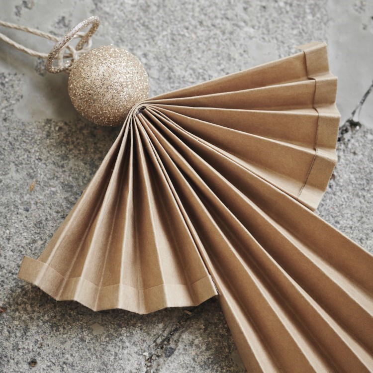 Obrázok z Vianočná ozdoba papierový anjel ANGELS 12 cm prírodná