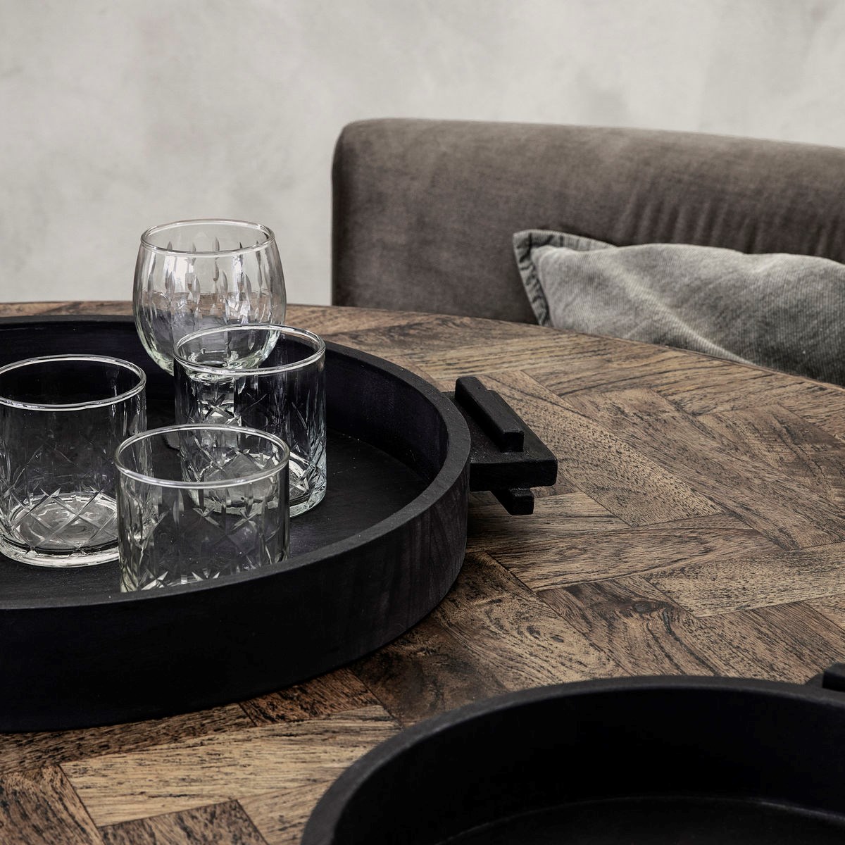 Dřevěný kulatý tác / podnos BLOCK 45 cm černý_1