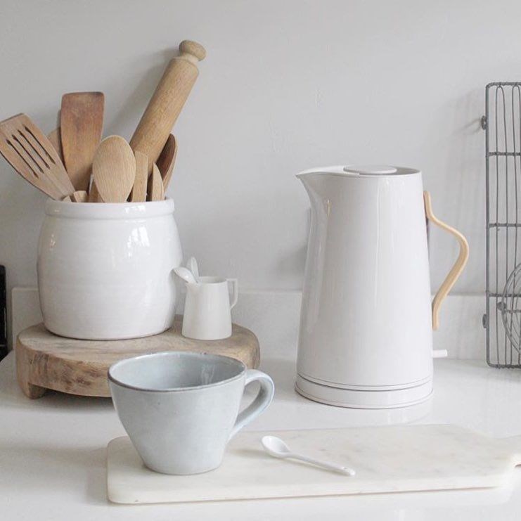 Obrázok z Rýchlovarná kanvica EMMA 1,2l biela