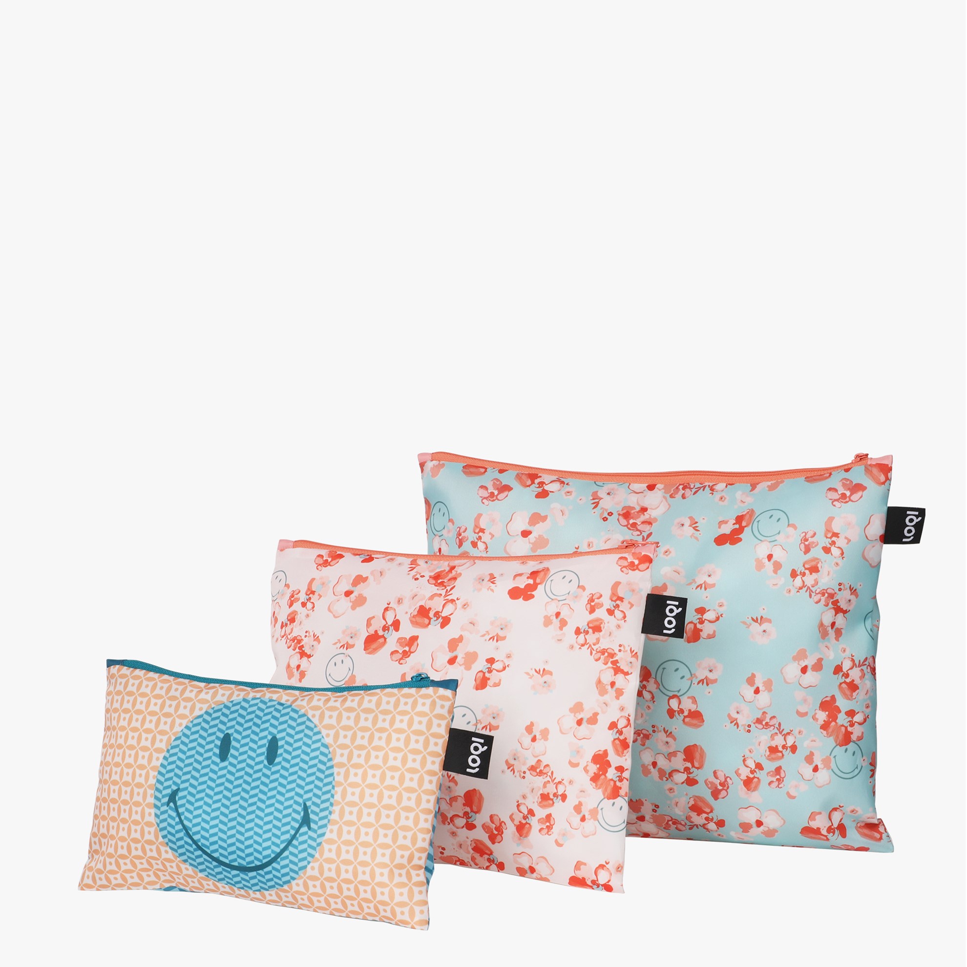 Cestovní pouzdra na zip SET/3ks LOQI SMILEY_0
