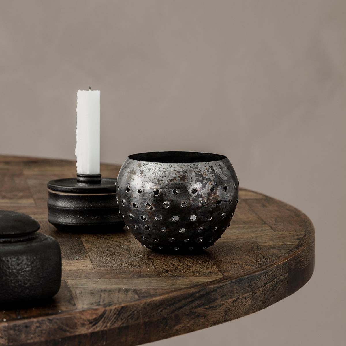 Kovový svícen REALITET černý antik_0