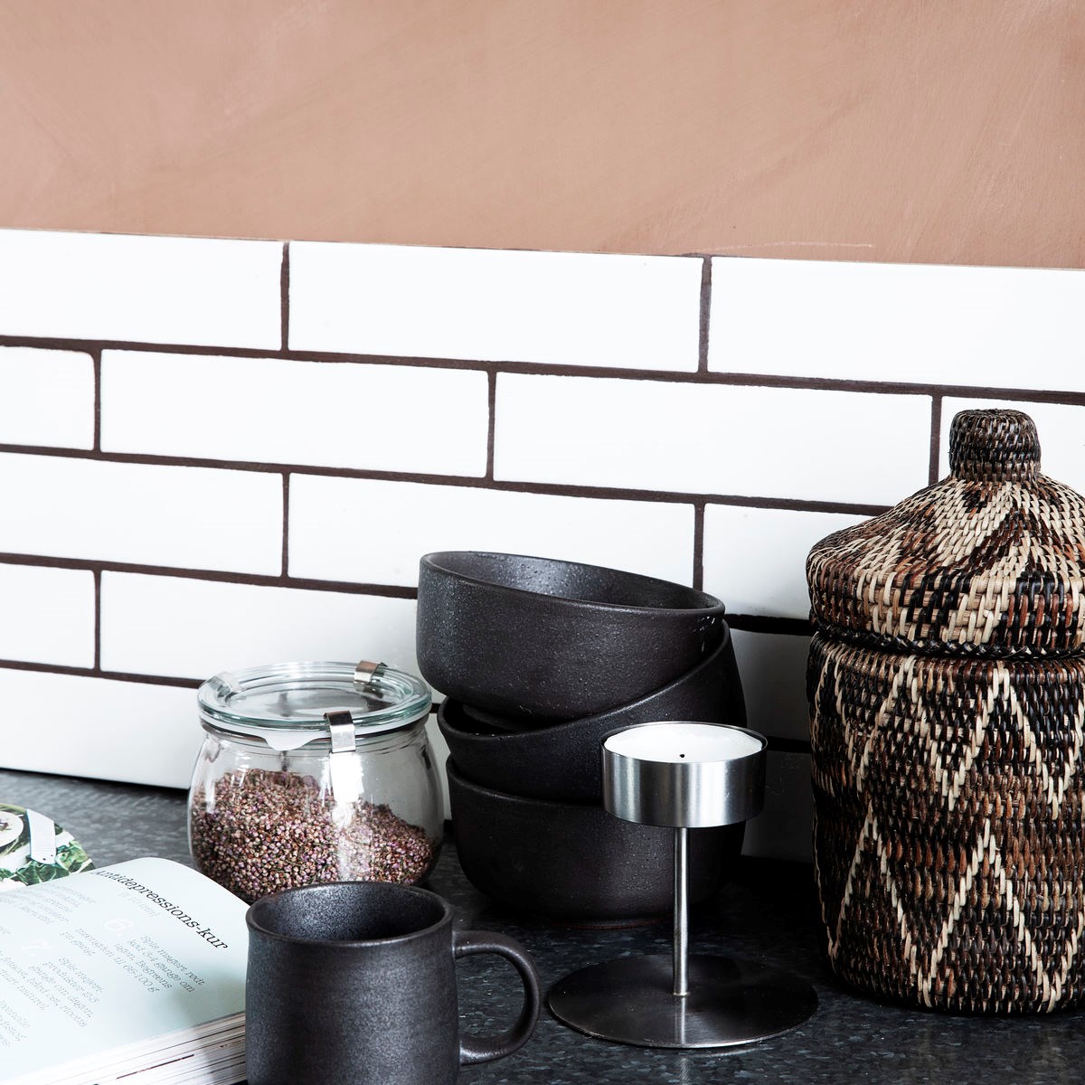 Svícen na čajovou svíčku ANIT stříbrný_1