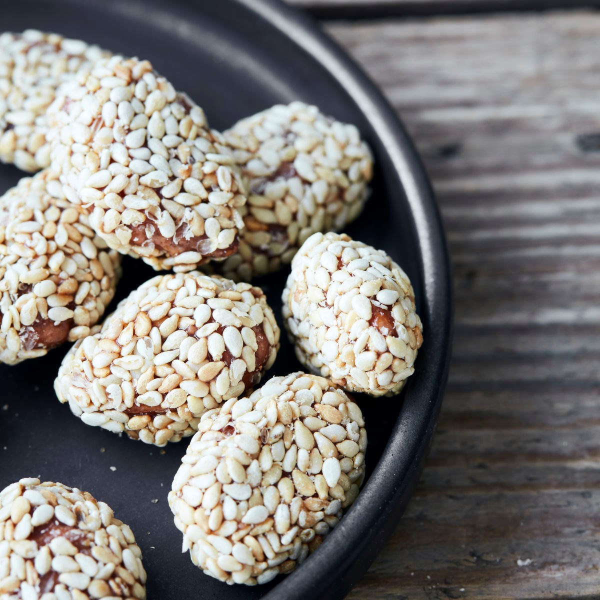 Karamelizované mandle se sezamem 70 g_1