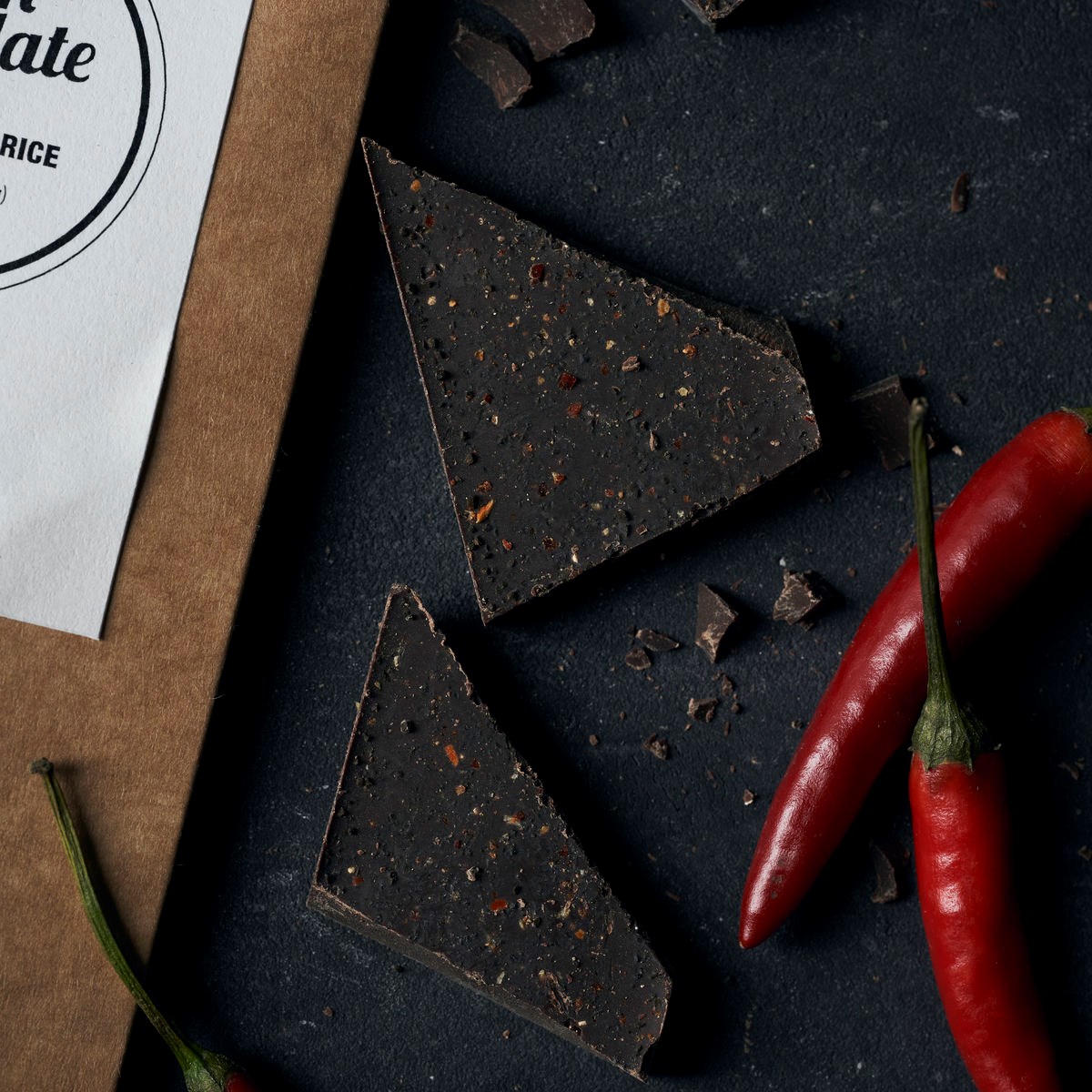 Hořká čokoláda - lékořice & chilli 50 g_1