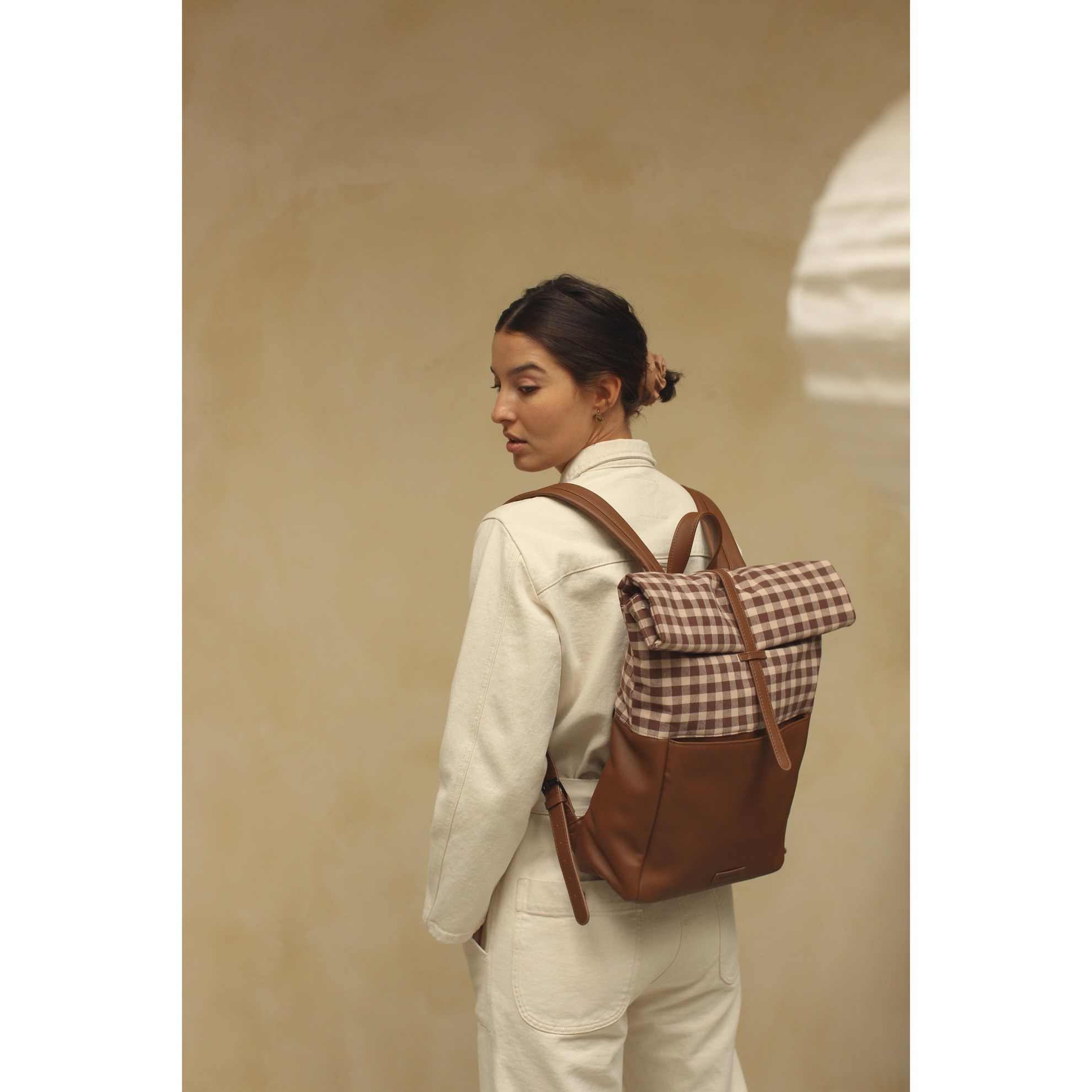 Batoh HERB Monk & Anna vegan kůže s kostka látkou hnědý_0