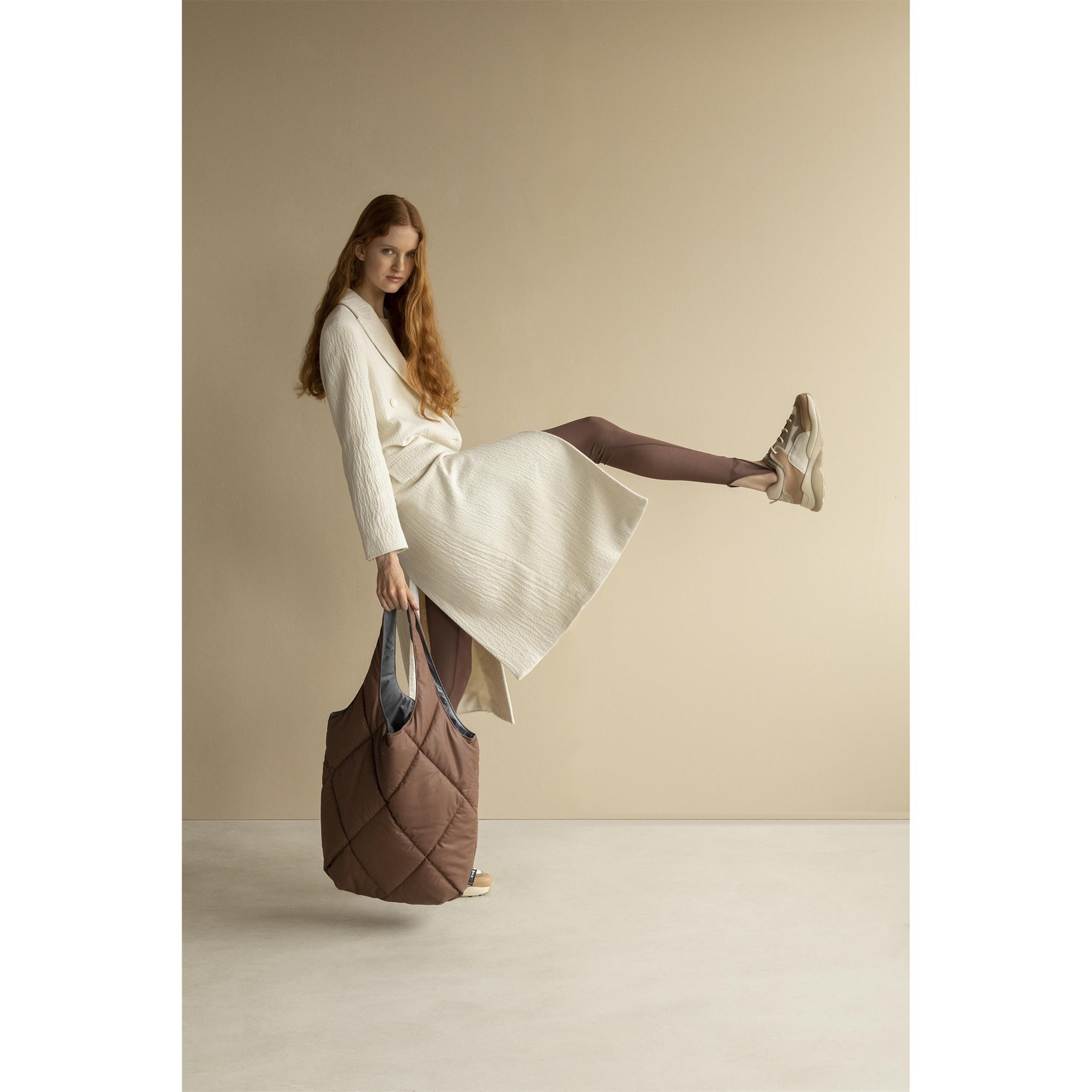 Prošívaná puffy taška CARMEL Tinne+Mia z um. kůže hnědá_0