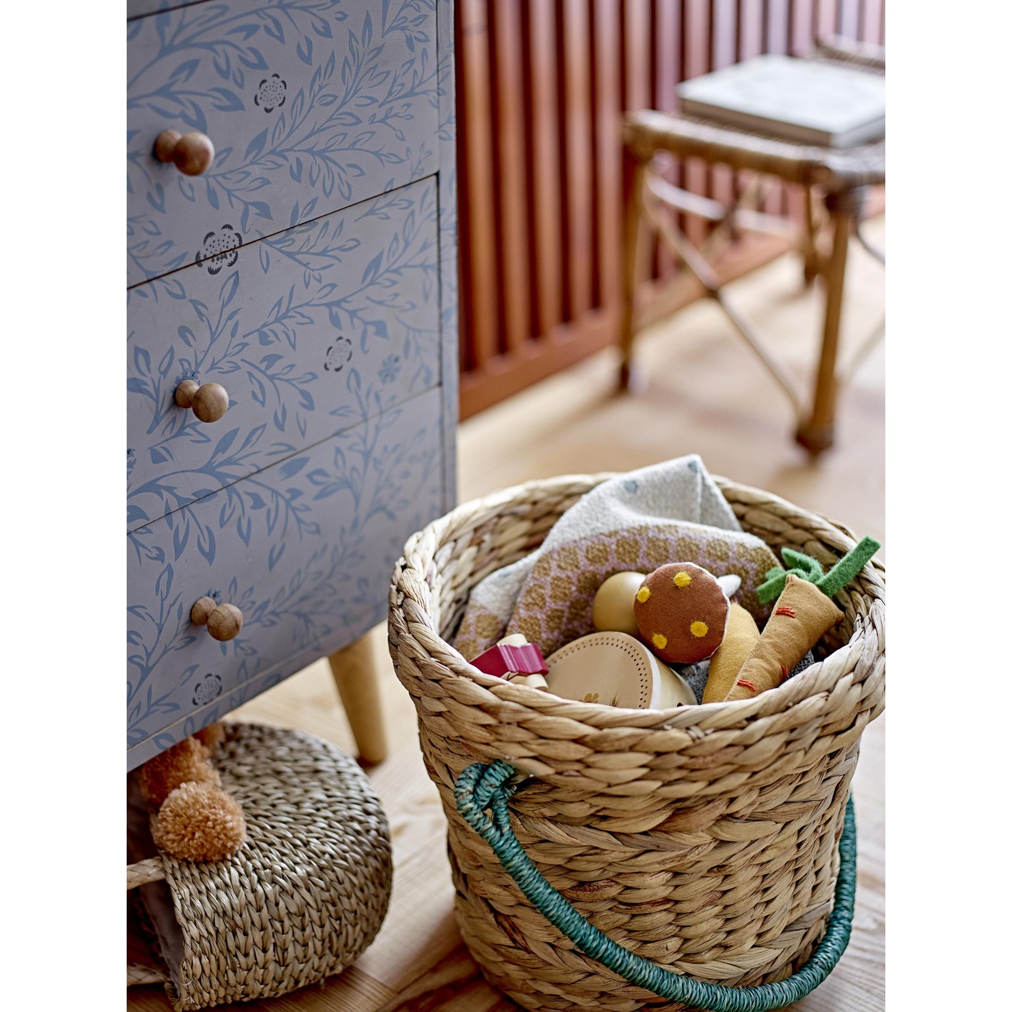 Košík Runni s uchem, přírodní, vodní hyacint_1