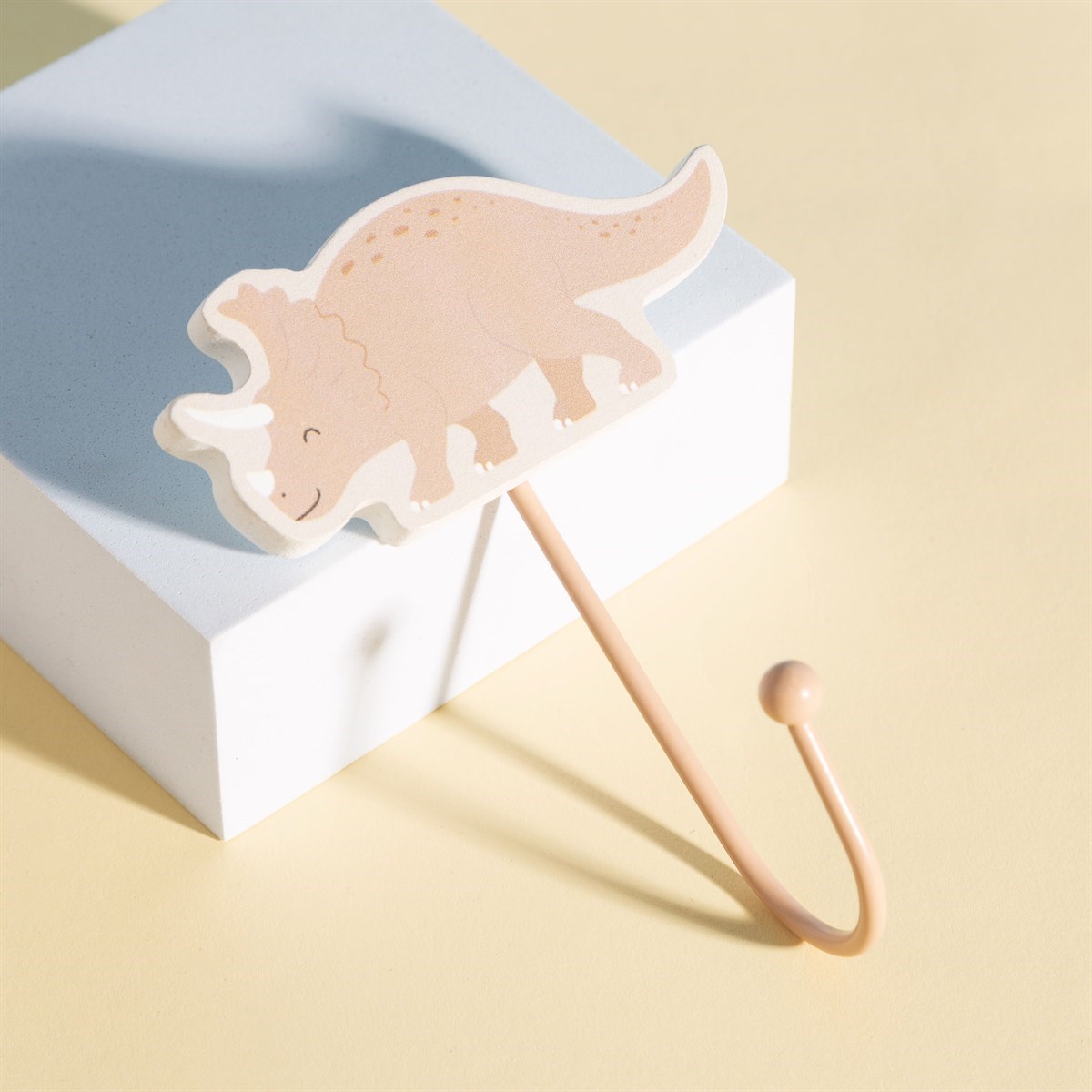 Háček Triceratops_1