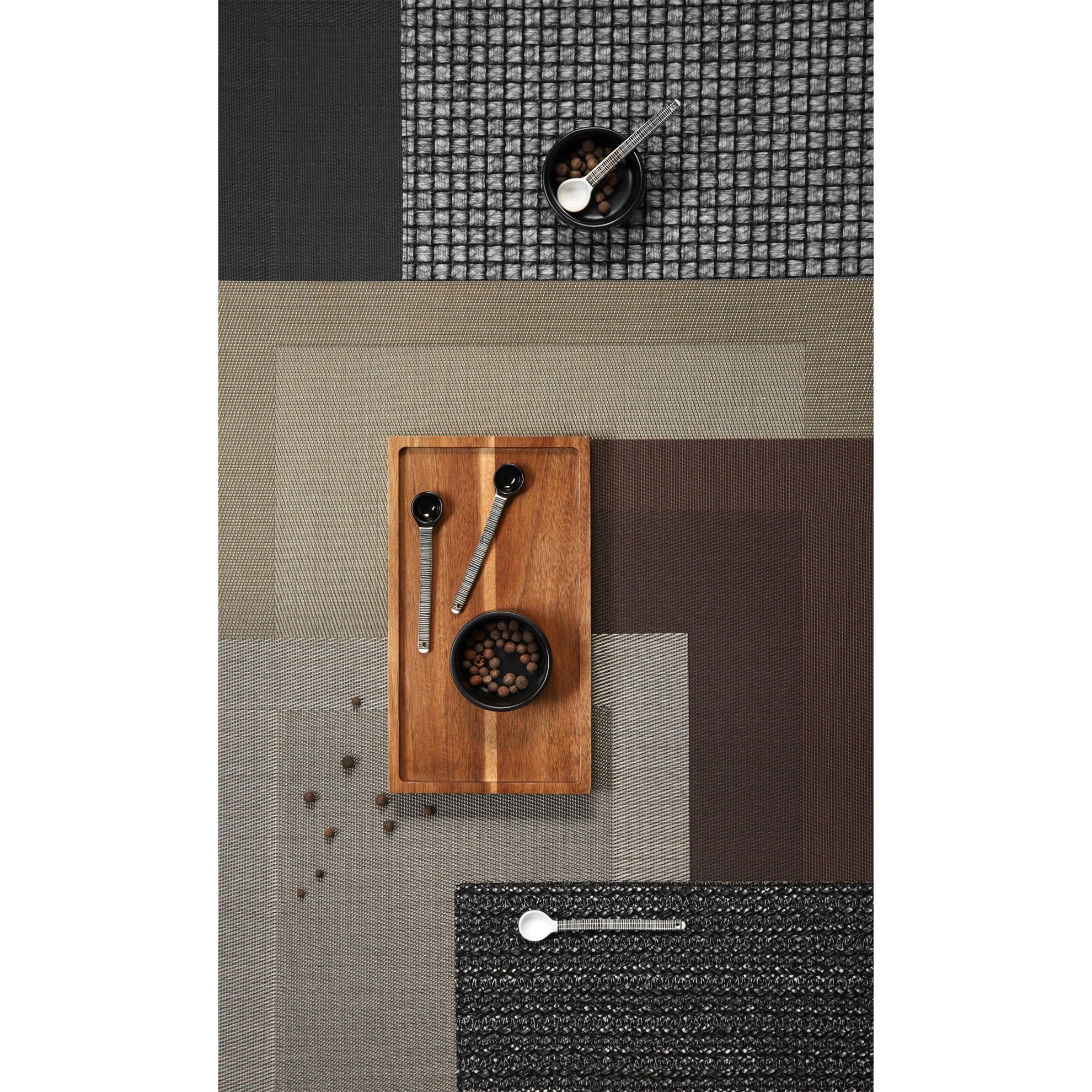 Prostírání ASA 33 x 46 pruhy_0