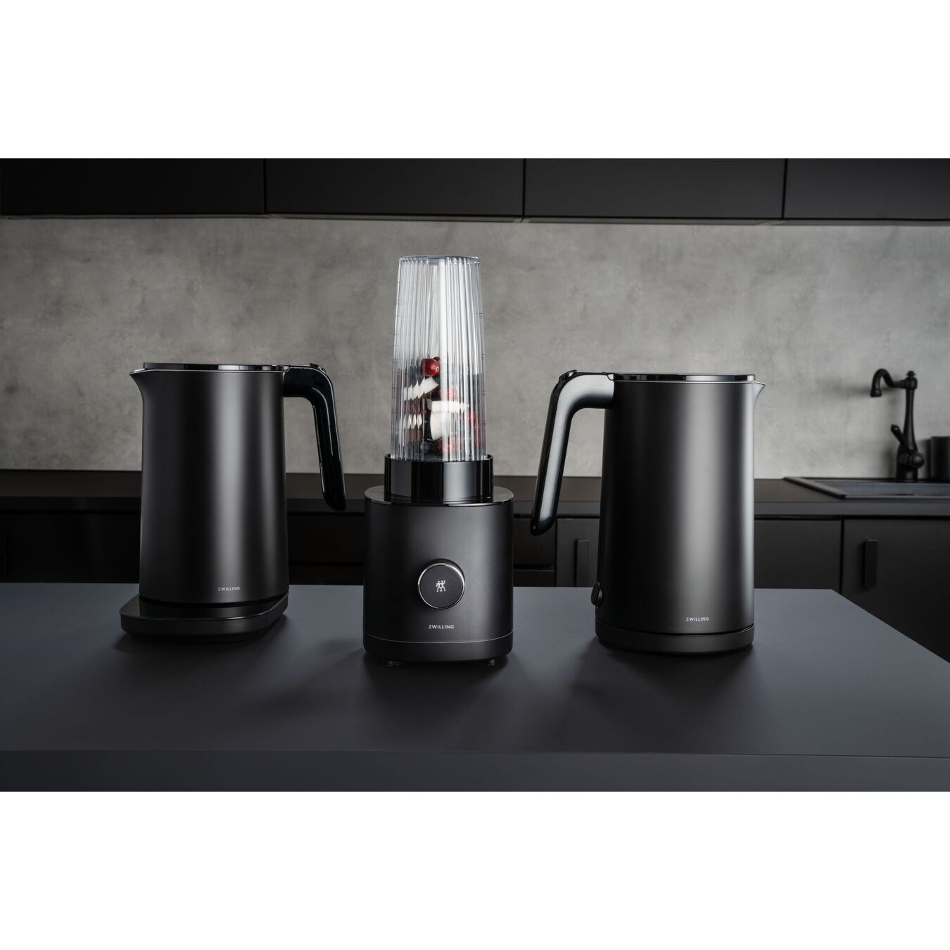 Obrázok z Smoothie-Maker ZWILLING ENFINIGY 550ml titánová nádoba 600W čierny