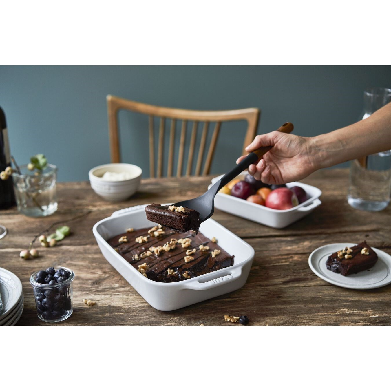 Obrázok z Obracačka WOK STAUB s drevenou rukoväťou