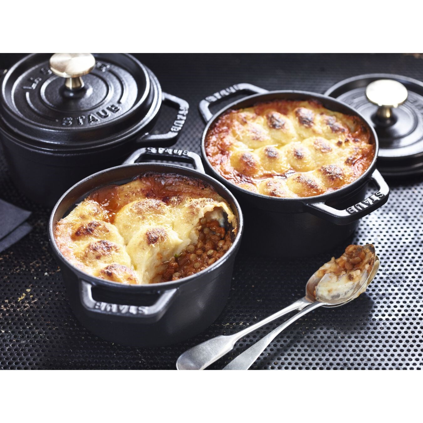 Hrnec STAUB kulatý 14 cm černý_4