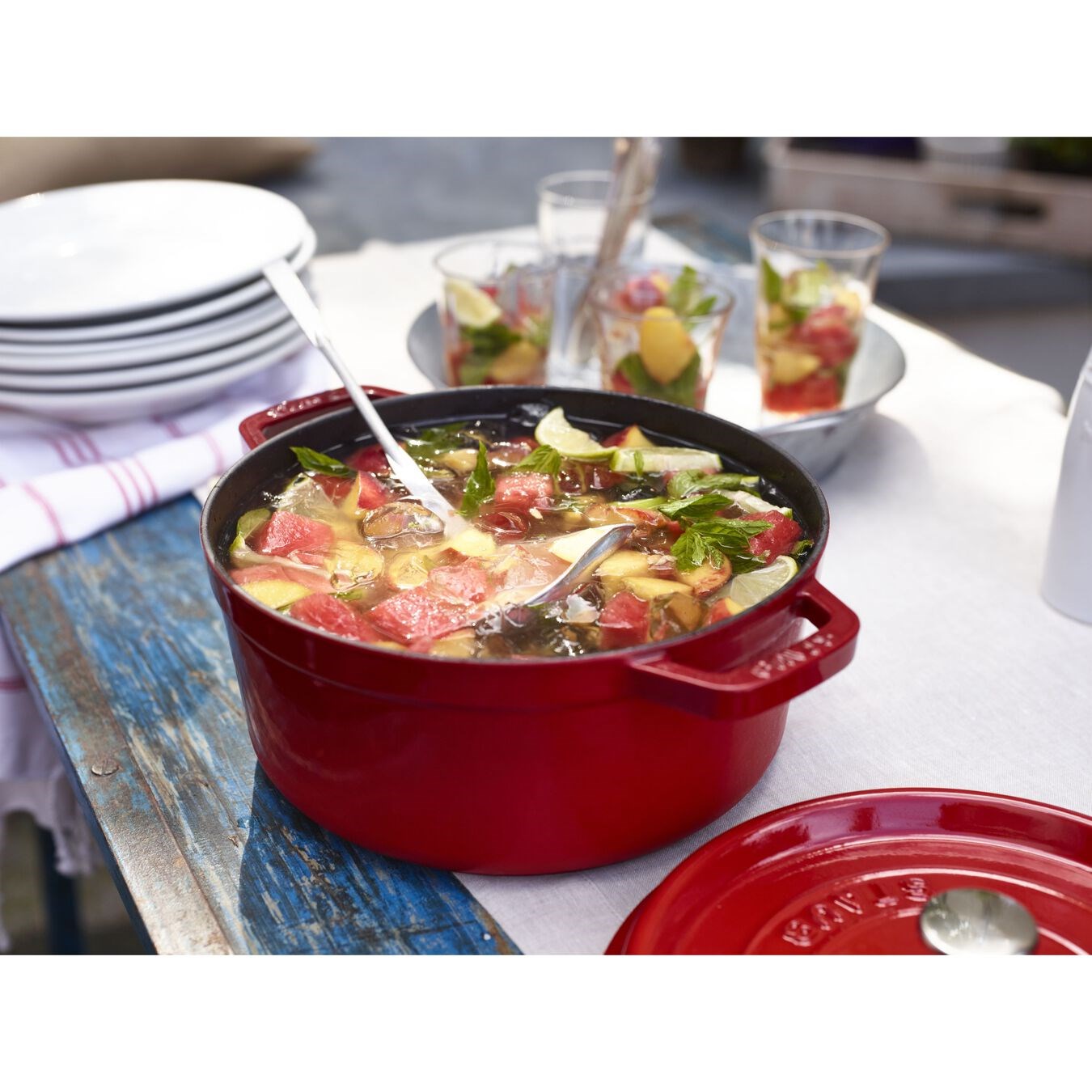 Hrnec STAUB  kulatý 26cm červený 5,2l_5