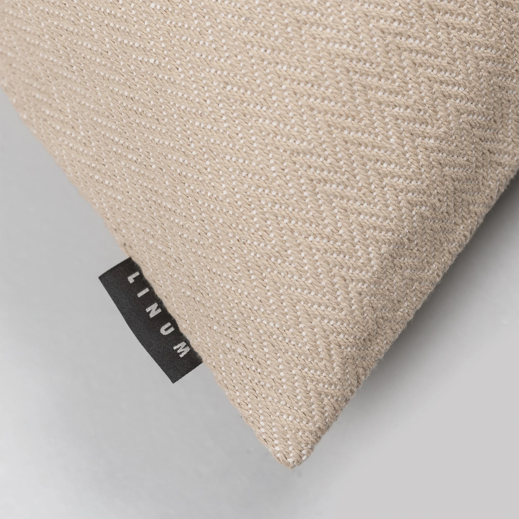 Povlak na polštář 50x50 SHEPARD tm.šedý_0