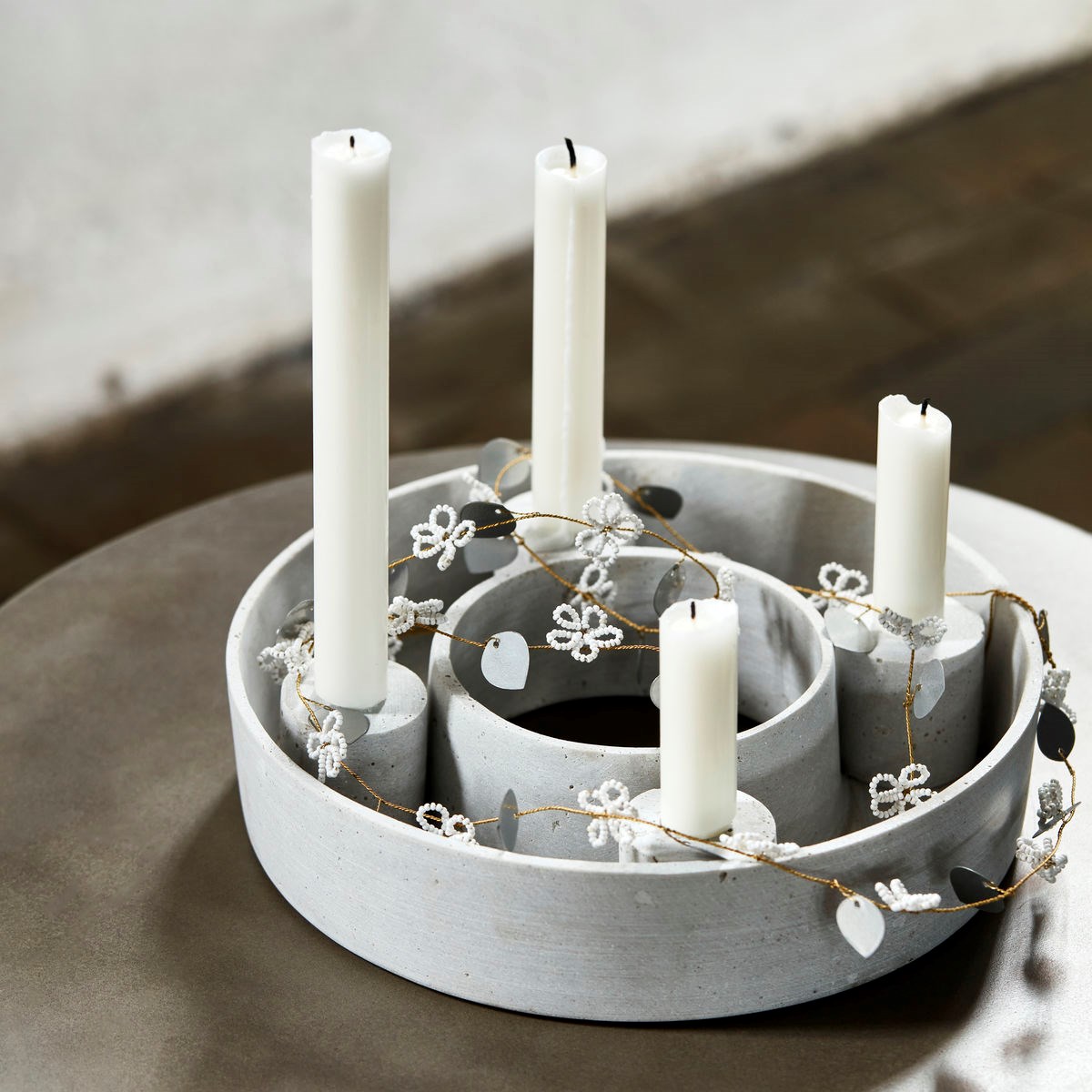 Girlanda korálková LEAF D.150 cm stříbrná_1