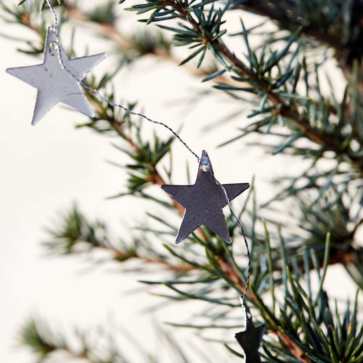 Girlanda kovová hvězdy D.150 cm stříbrná_2