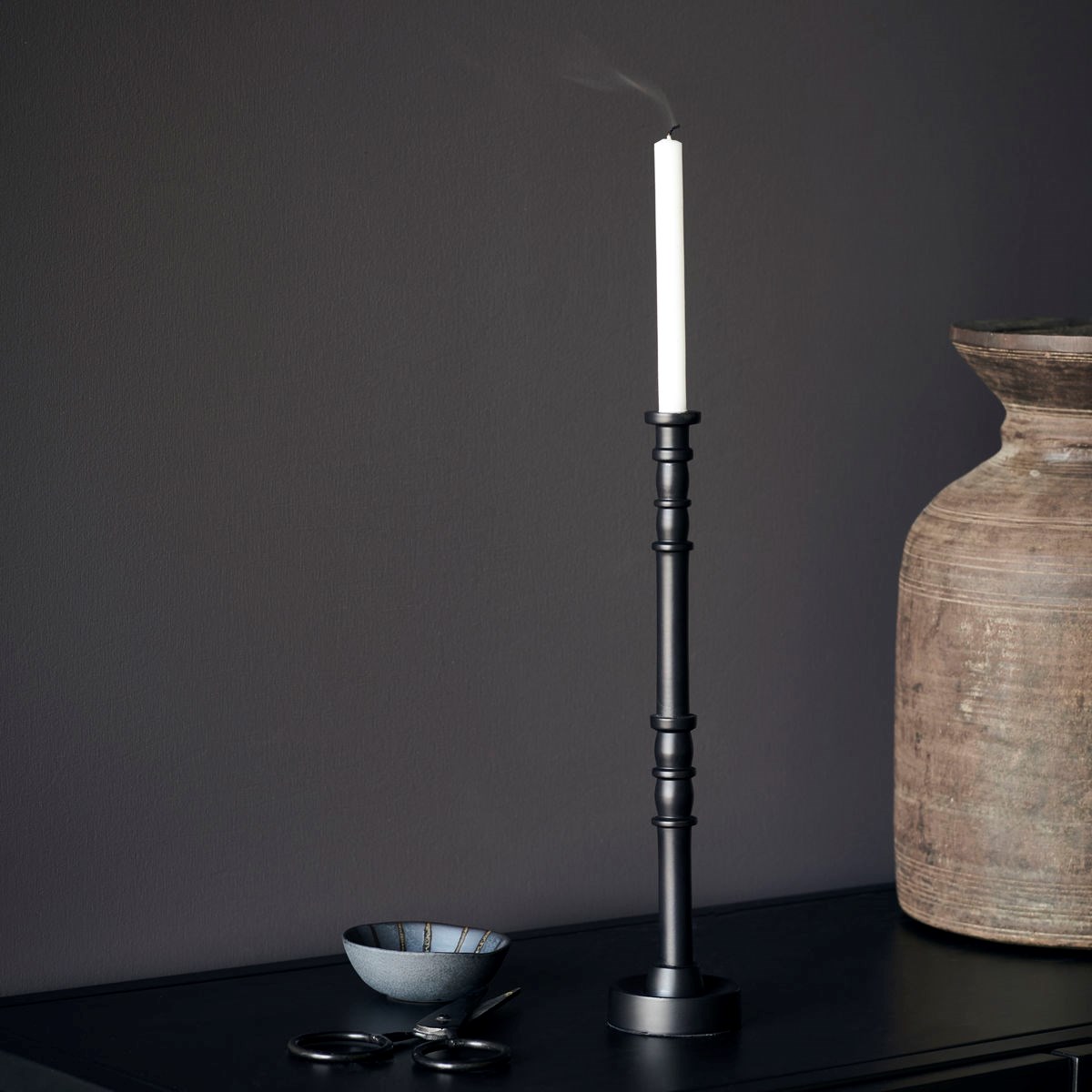 Svícen JERSEY V. 28 cm hnědý_0