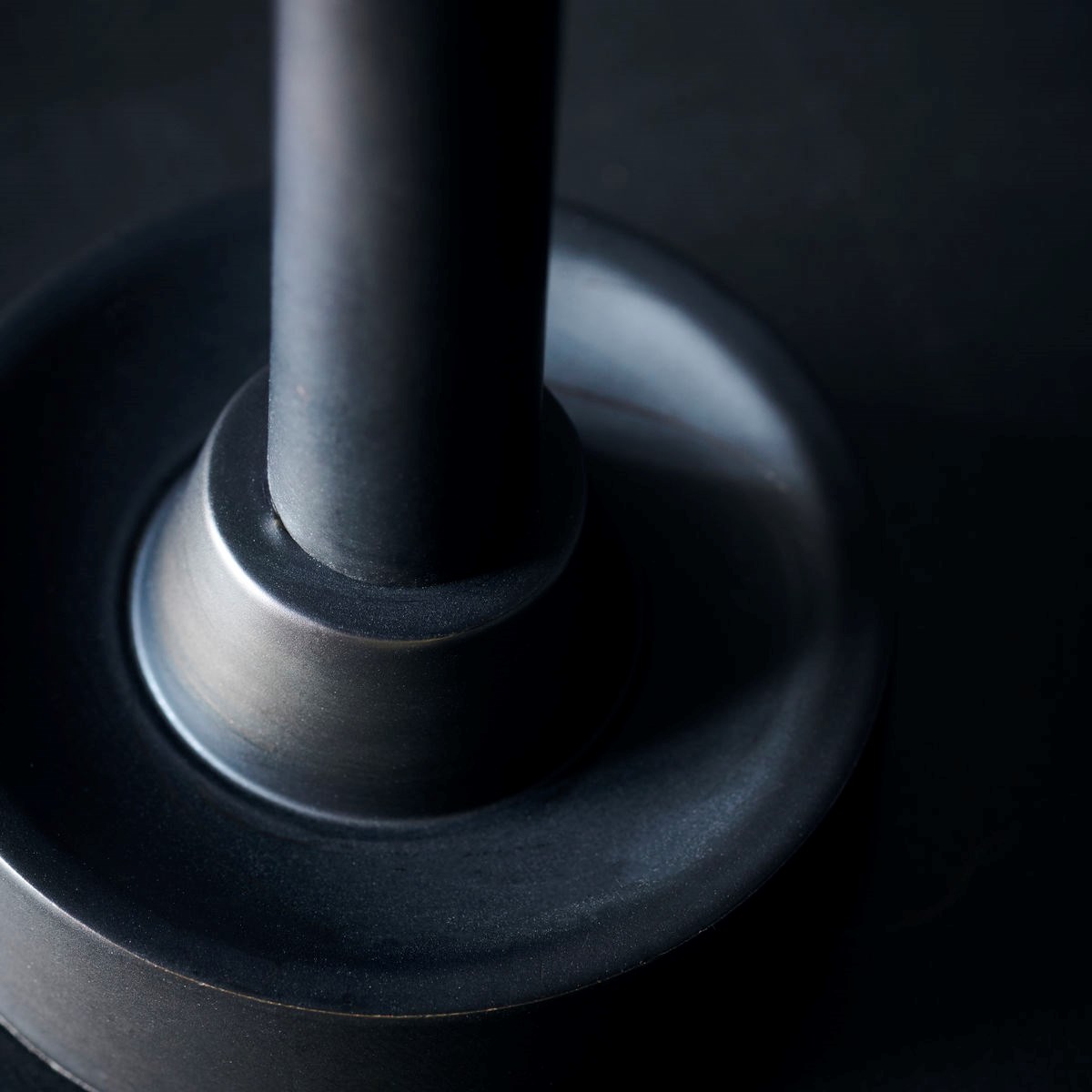 Svícen JERSEY V. 28 cm hnědý_1