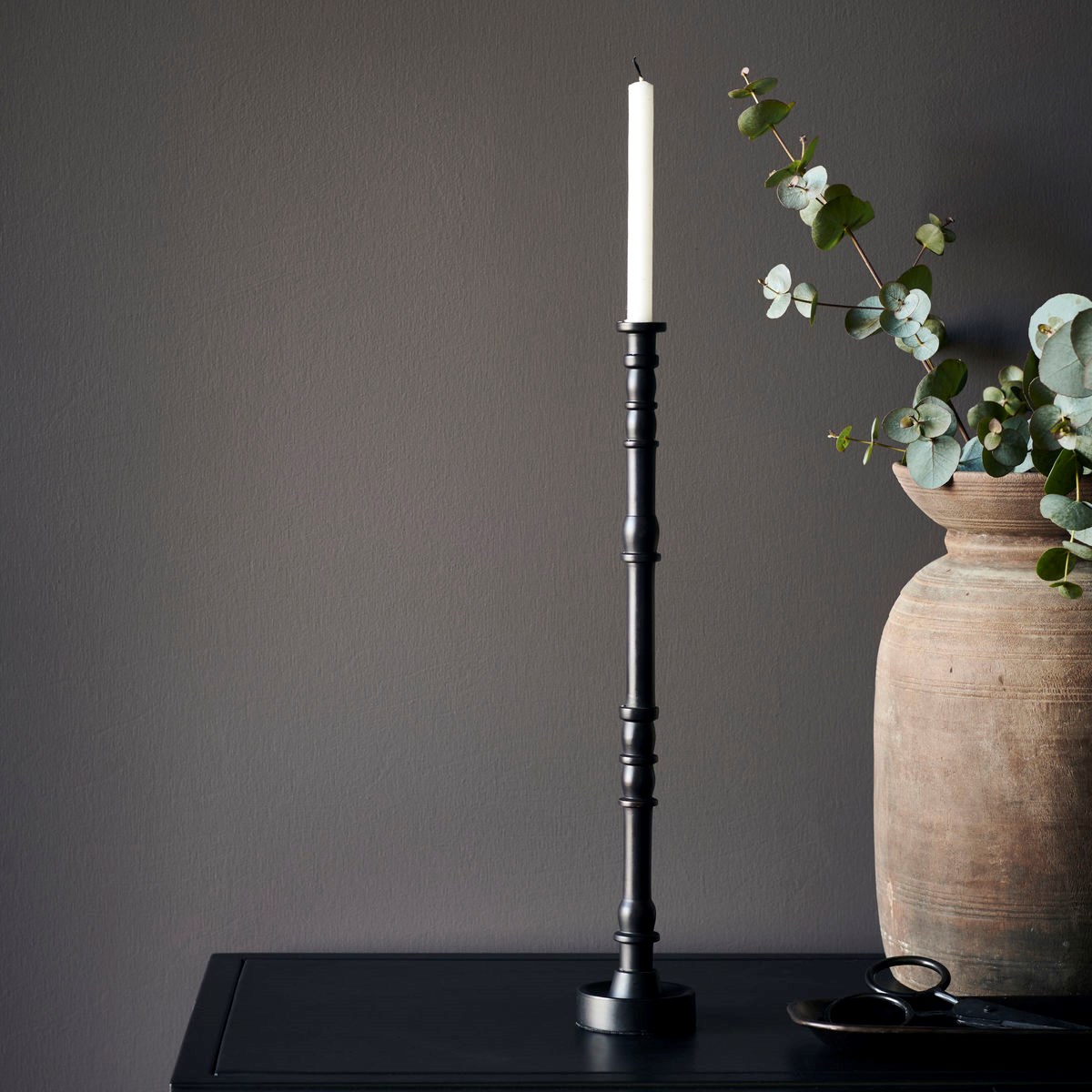 Svícen JERSEY V. 36 cm hnědý_0