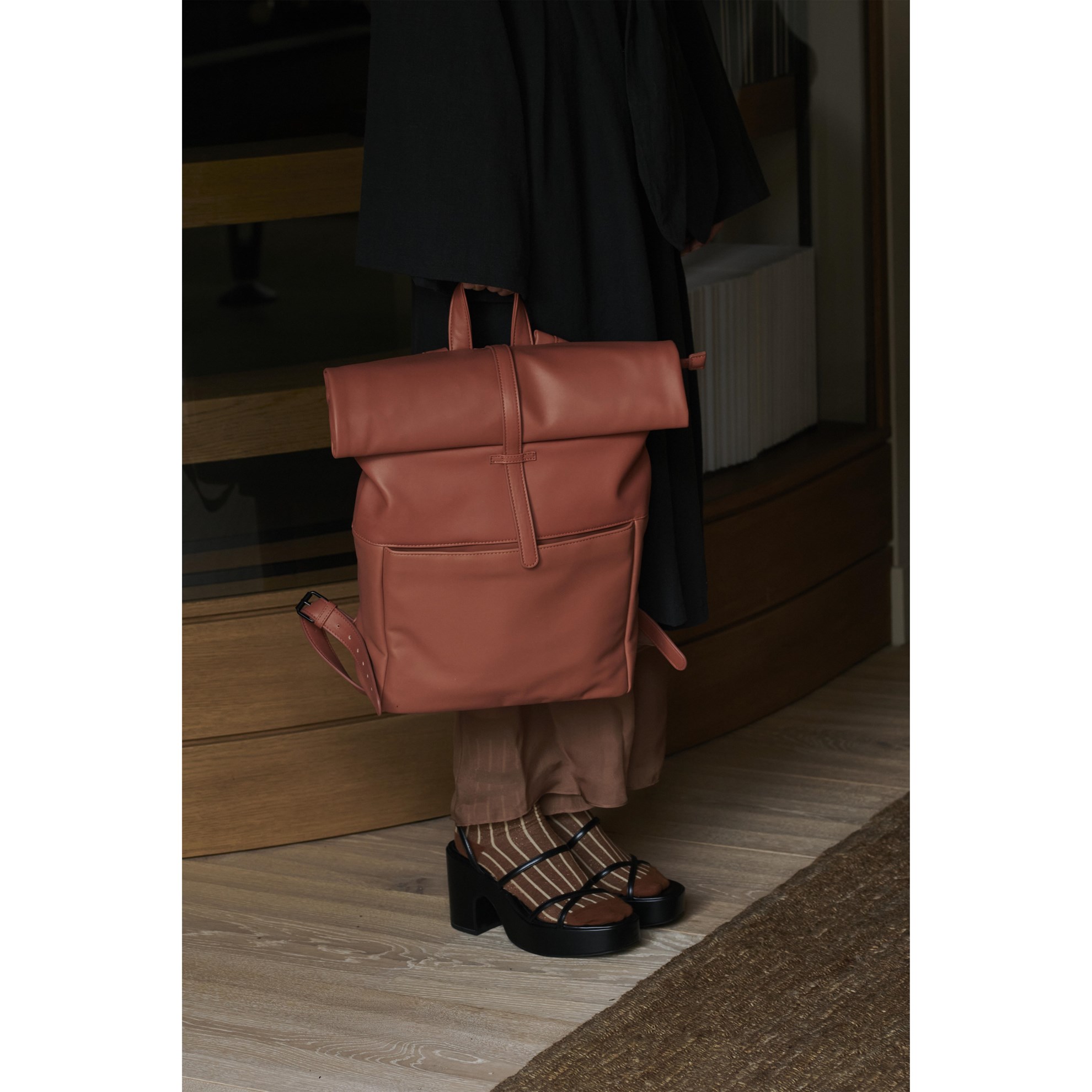 Batoh HERB Monk & Anna červenohnědý_4