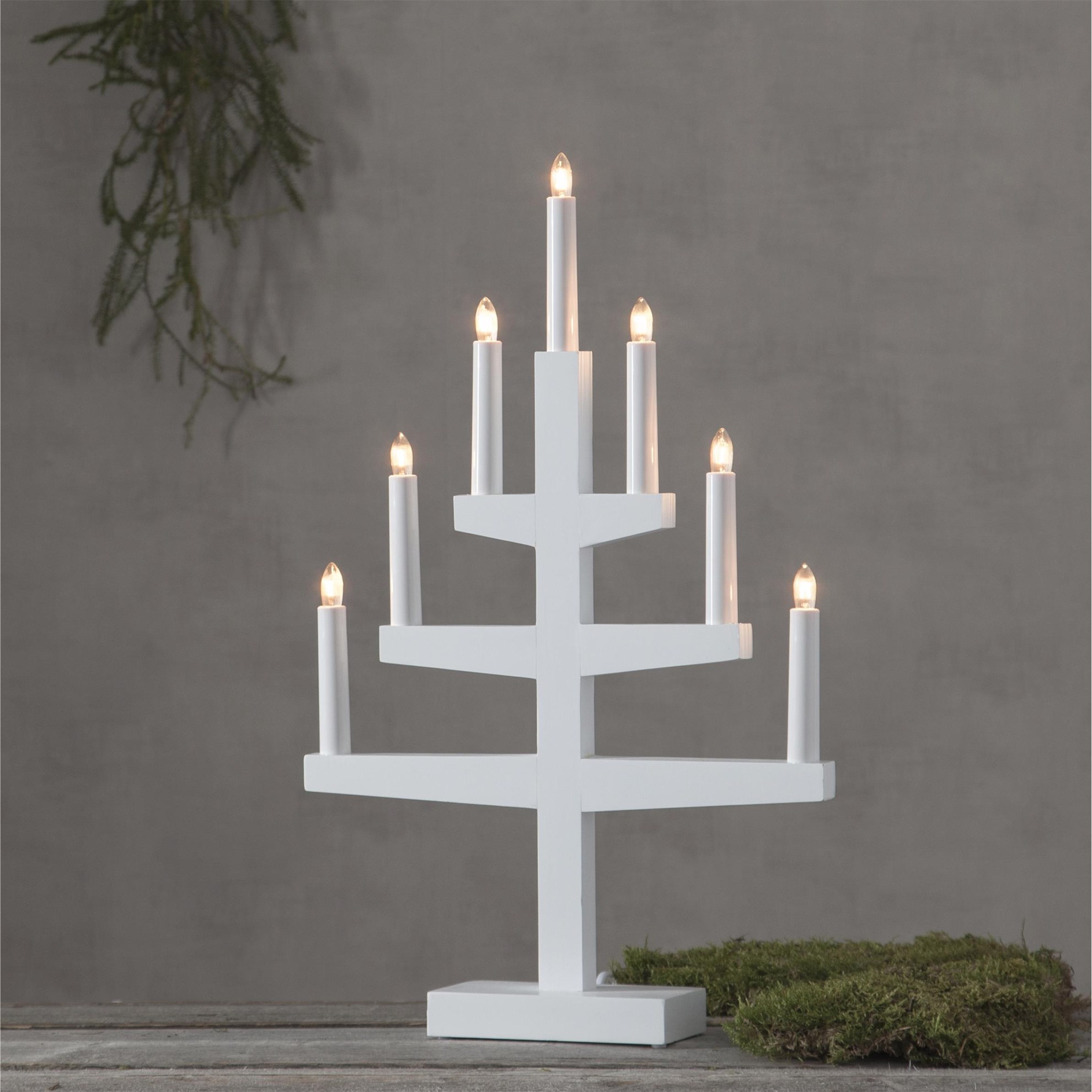 Dřevěný dekorační svícen TRAPP, 7x LED žárovka, 54x34 cm_0