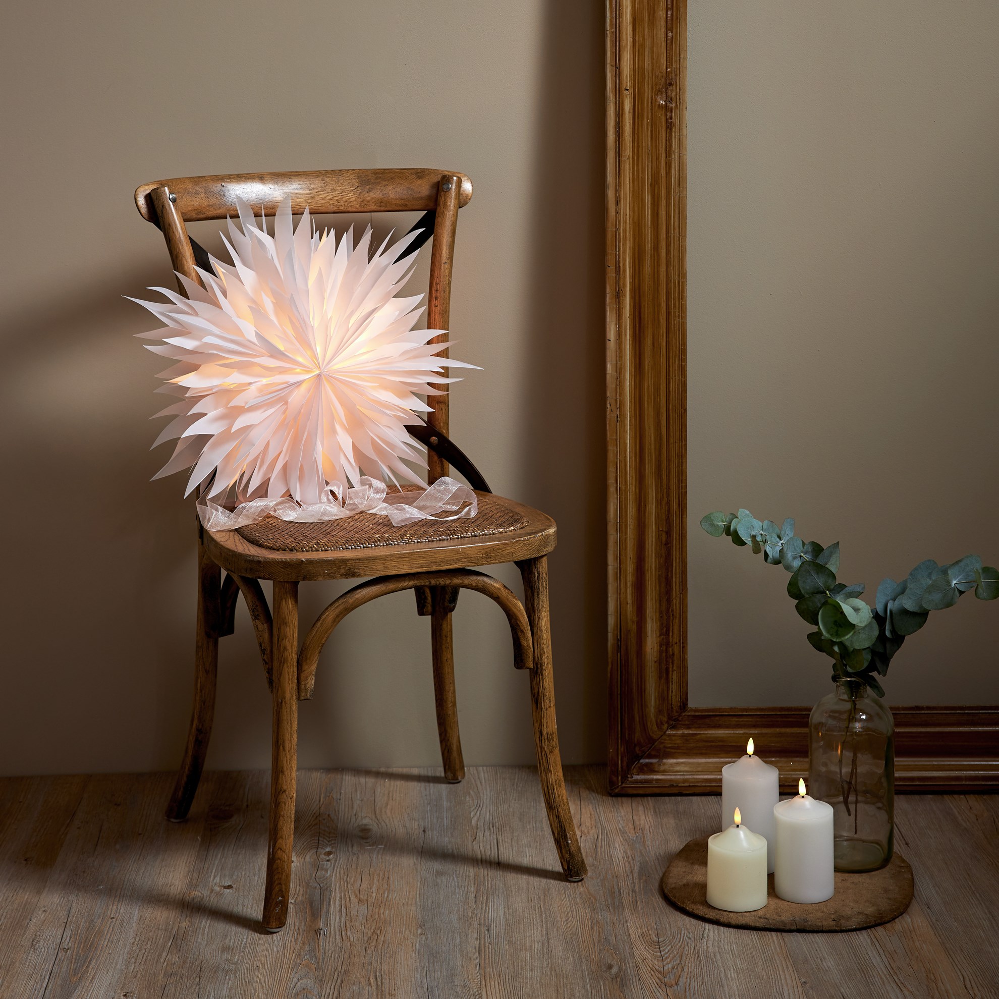 Papírová hvězda na zavěšení, P.45 cm, bez světelného zdroje (083-00)_0