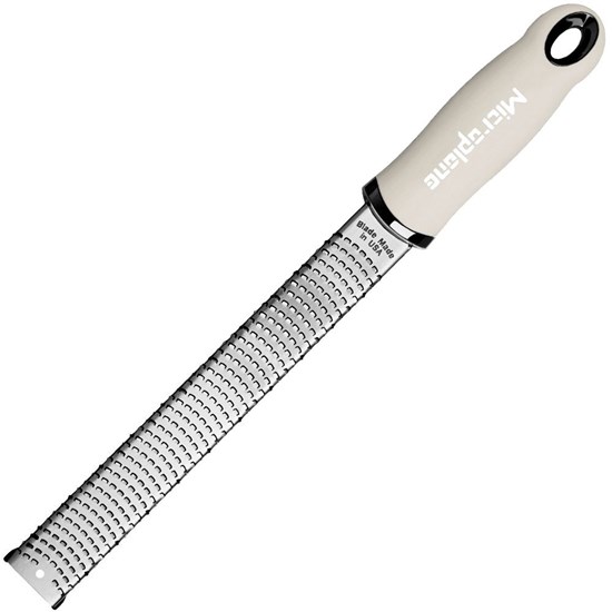 Struhadlo Microplane PREMIUM ZESTER jemné s rukojetí bílé_4