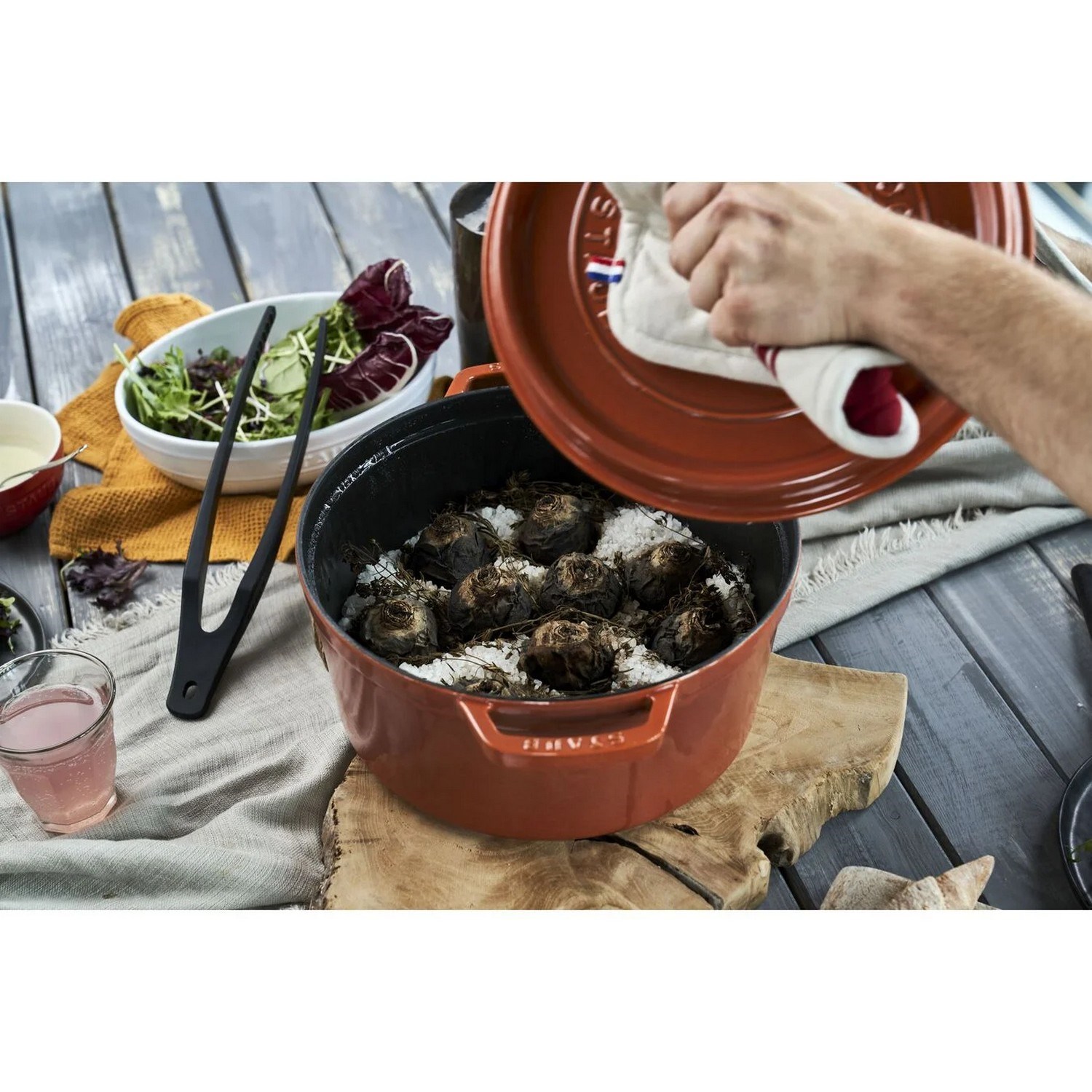 Hrnec STAUB  kulatý 28 cm skořicový 6,7l_3