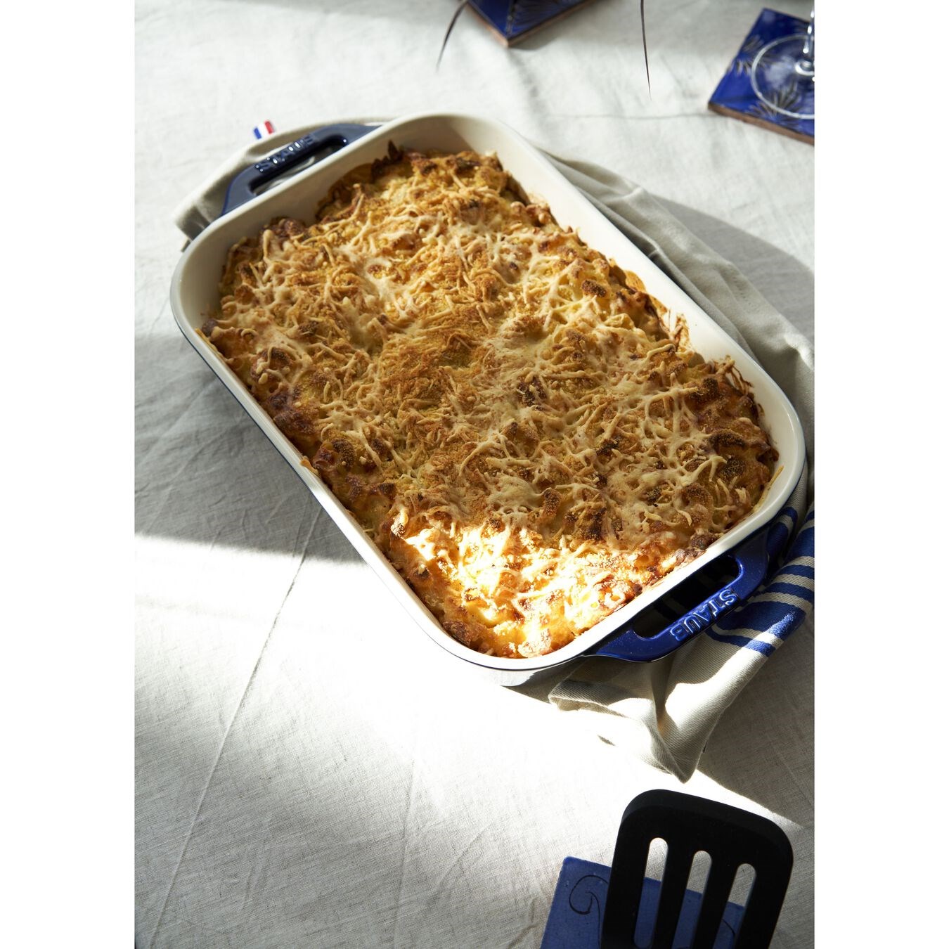 Zapékací mísa STAUB 34x24cm modrá 4,5l_3