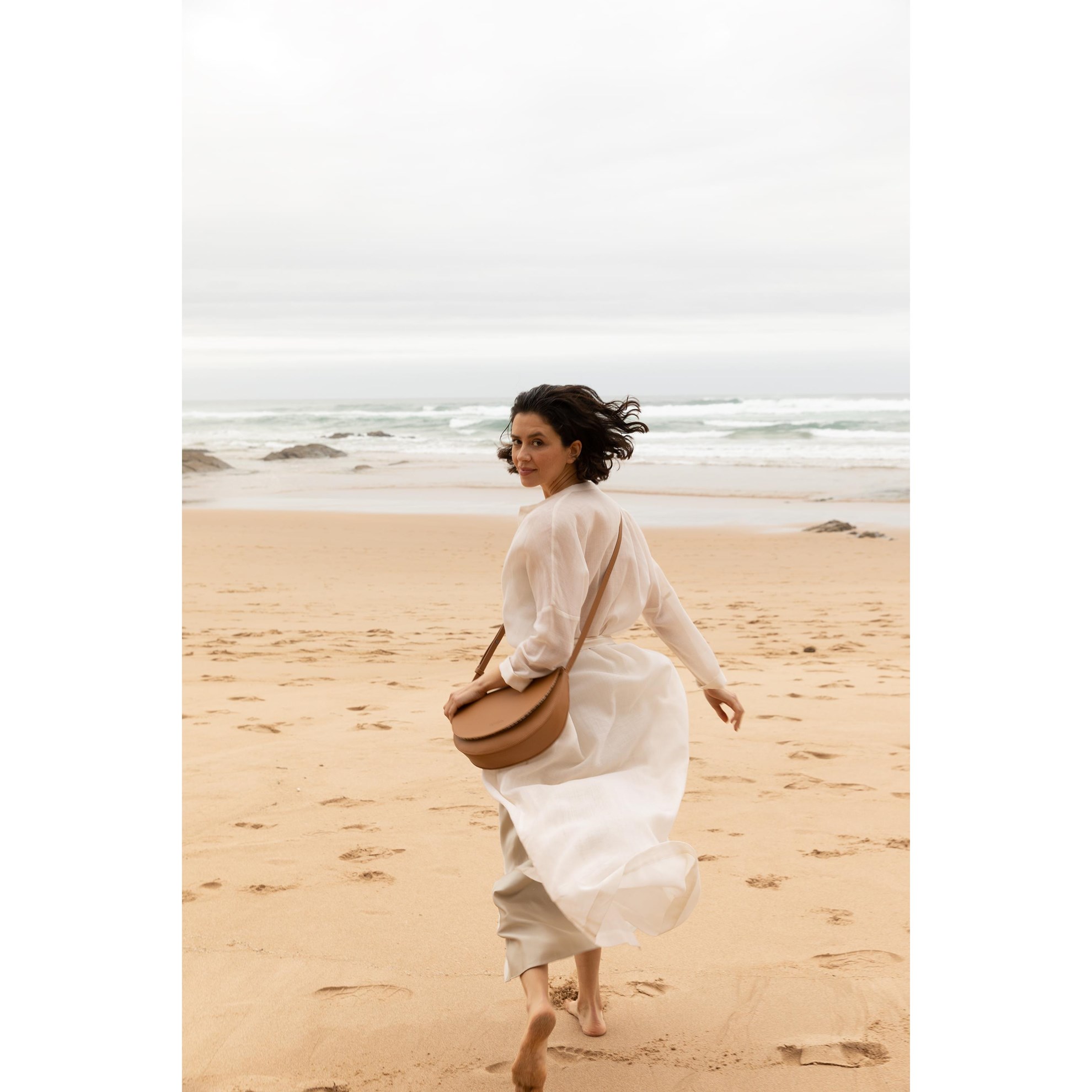 Kabelka SOMA půlměsíc Monk & Anna acorn_3