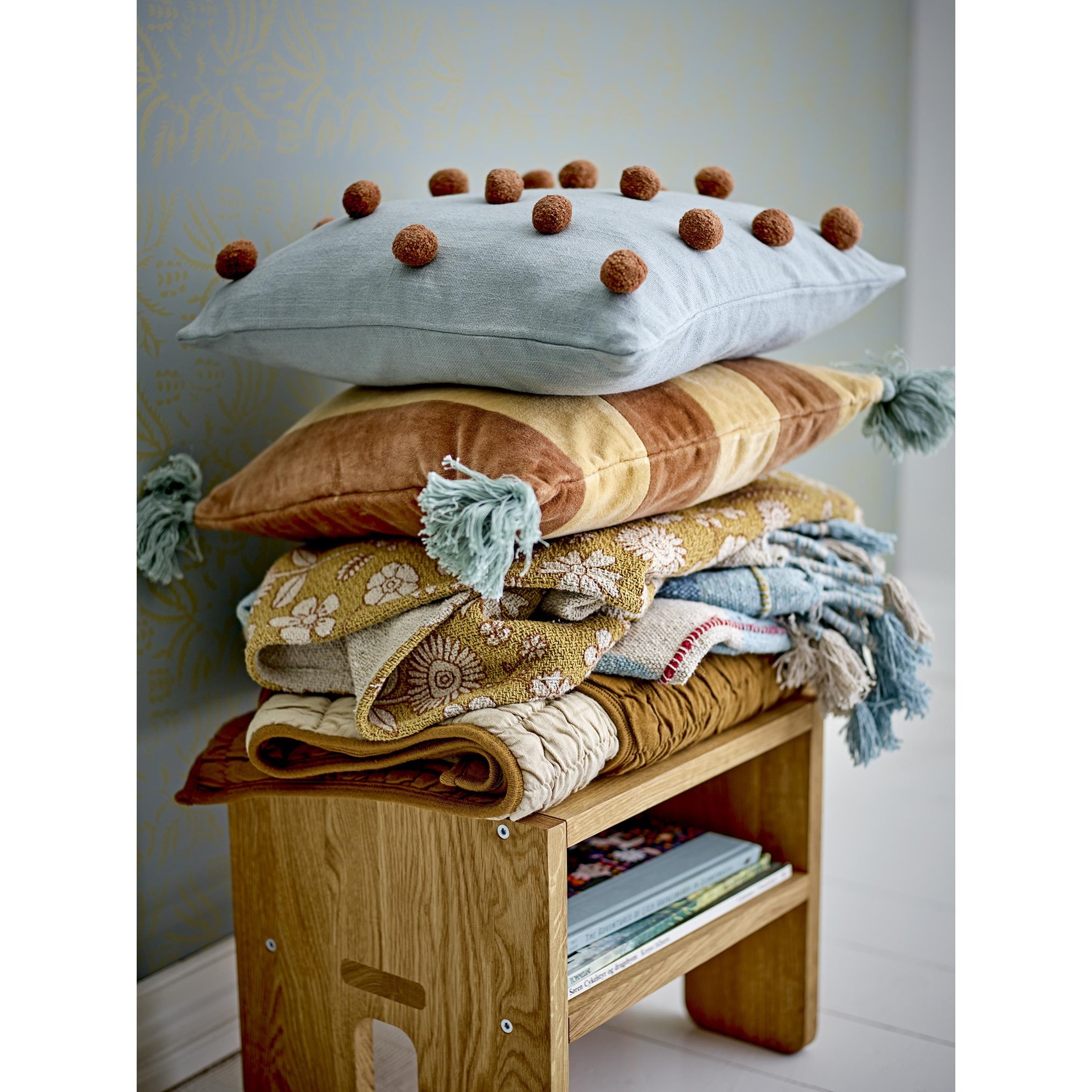 Polštář s pompony Karla modrý, bavlna_2