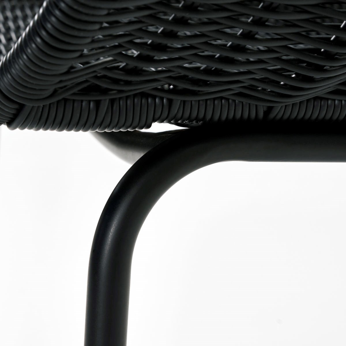 Křeslo HAPUR černé_4