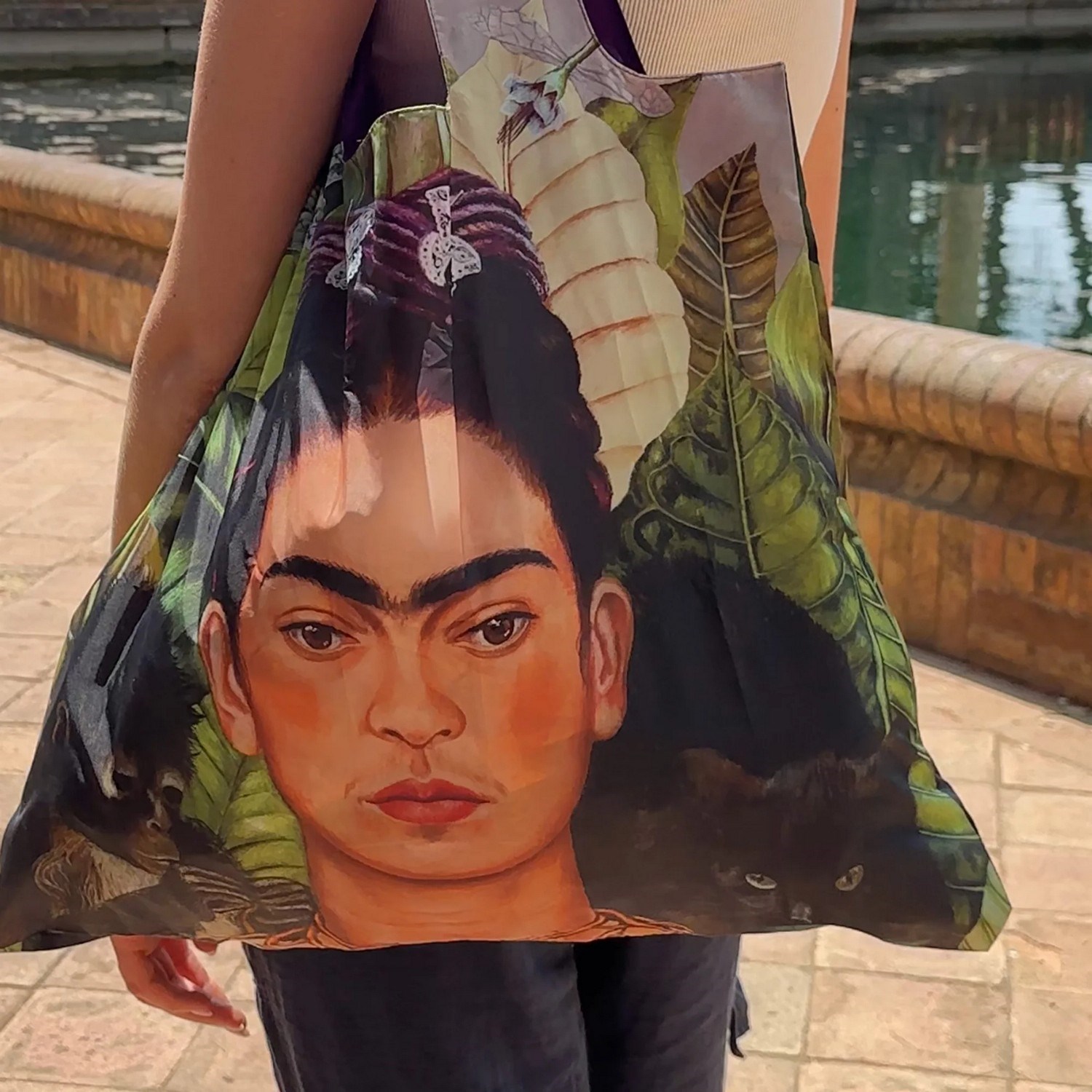 Taška LOQI - Museum - FRIDA KAHLO_1