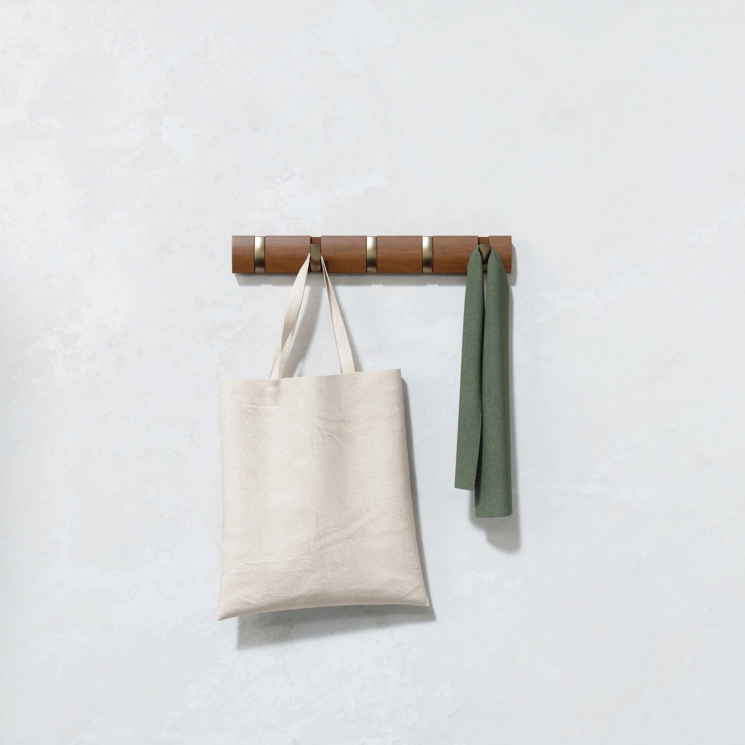 Věšák na zeď FLIP 5 háčků light walnut, warm gold_3